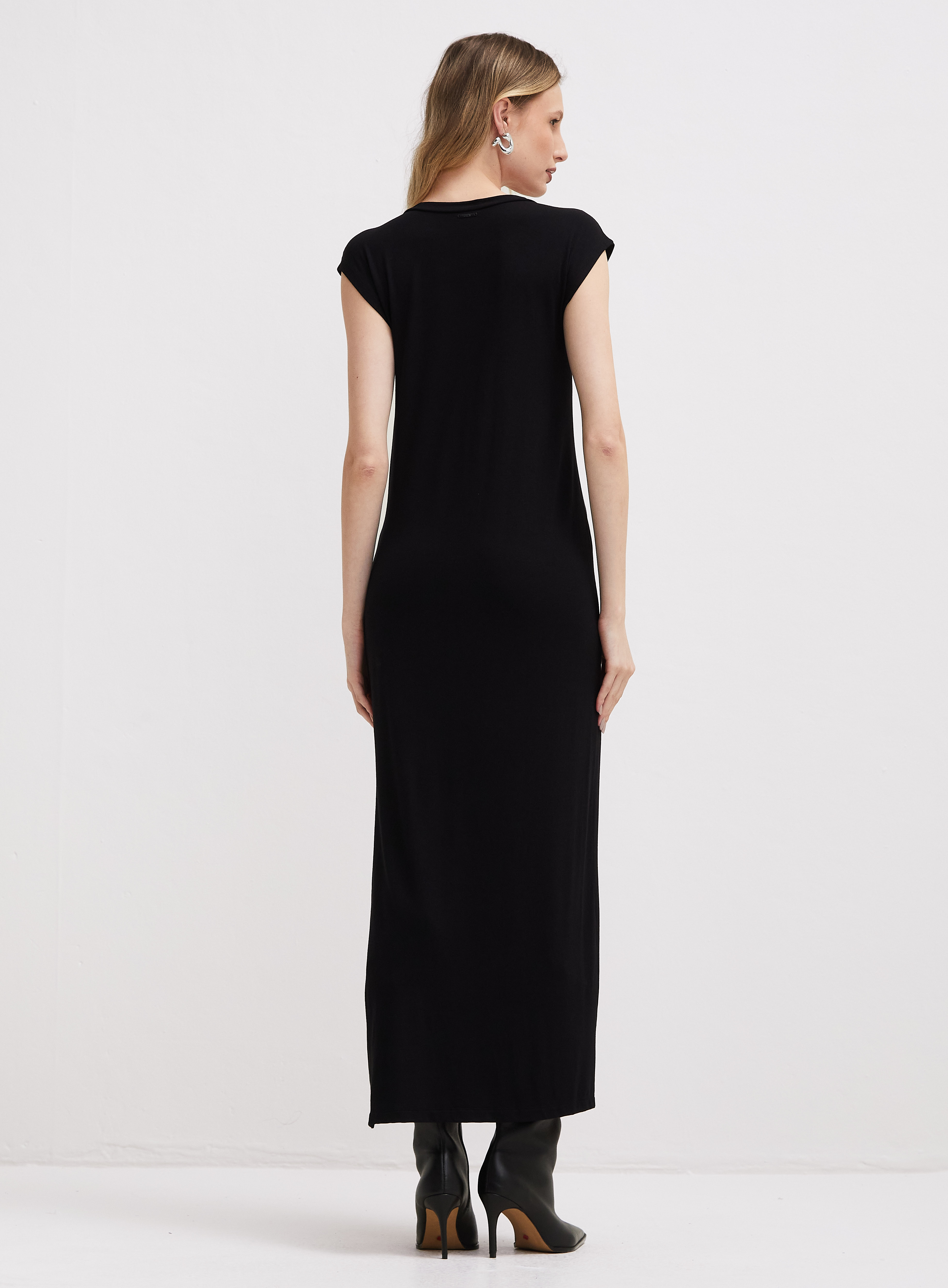 VESTIDO FORUM P PRETO