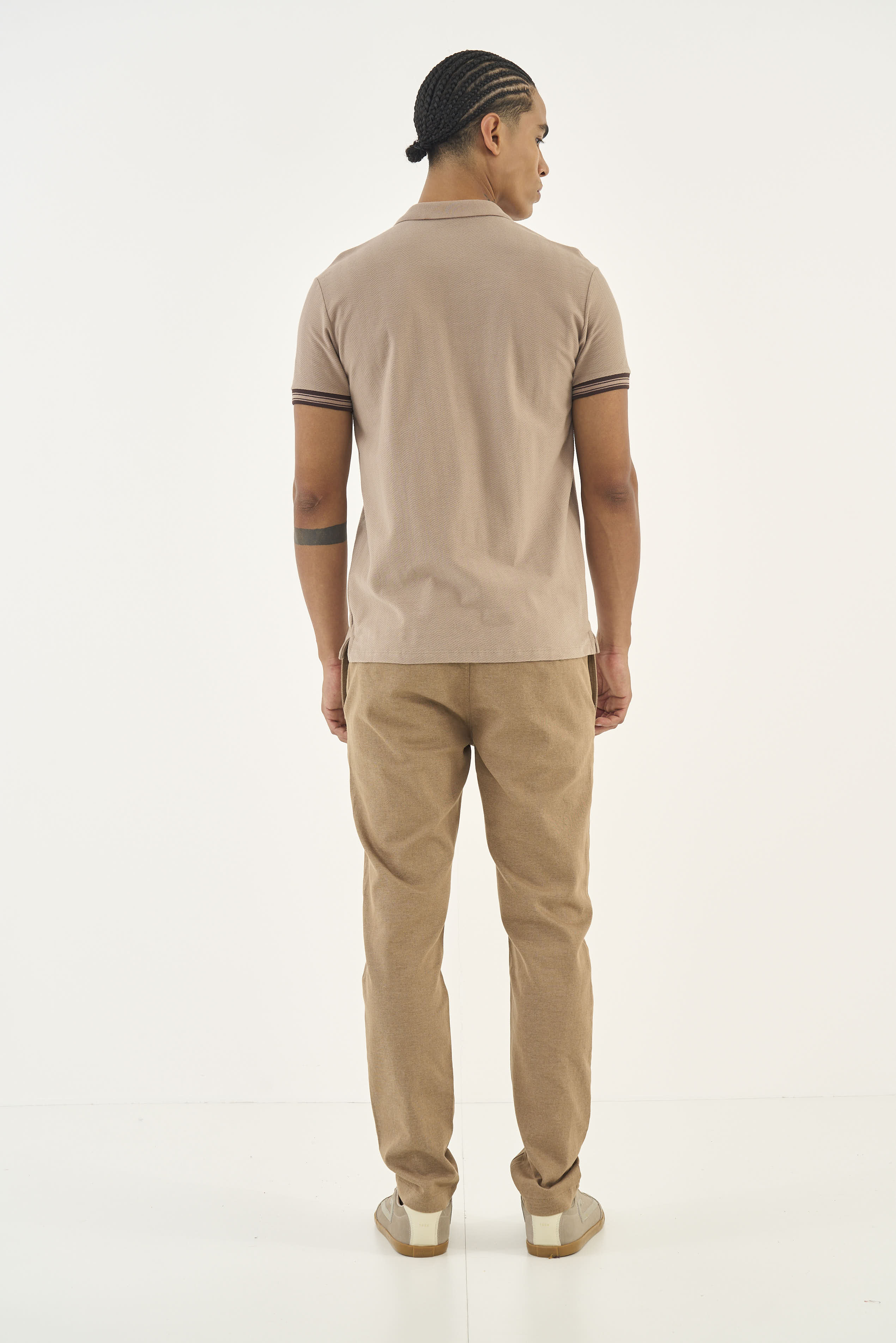 CALÇA SARJA NEW CHINO 38 BEGE SAND CASTLE