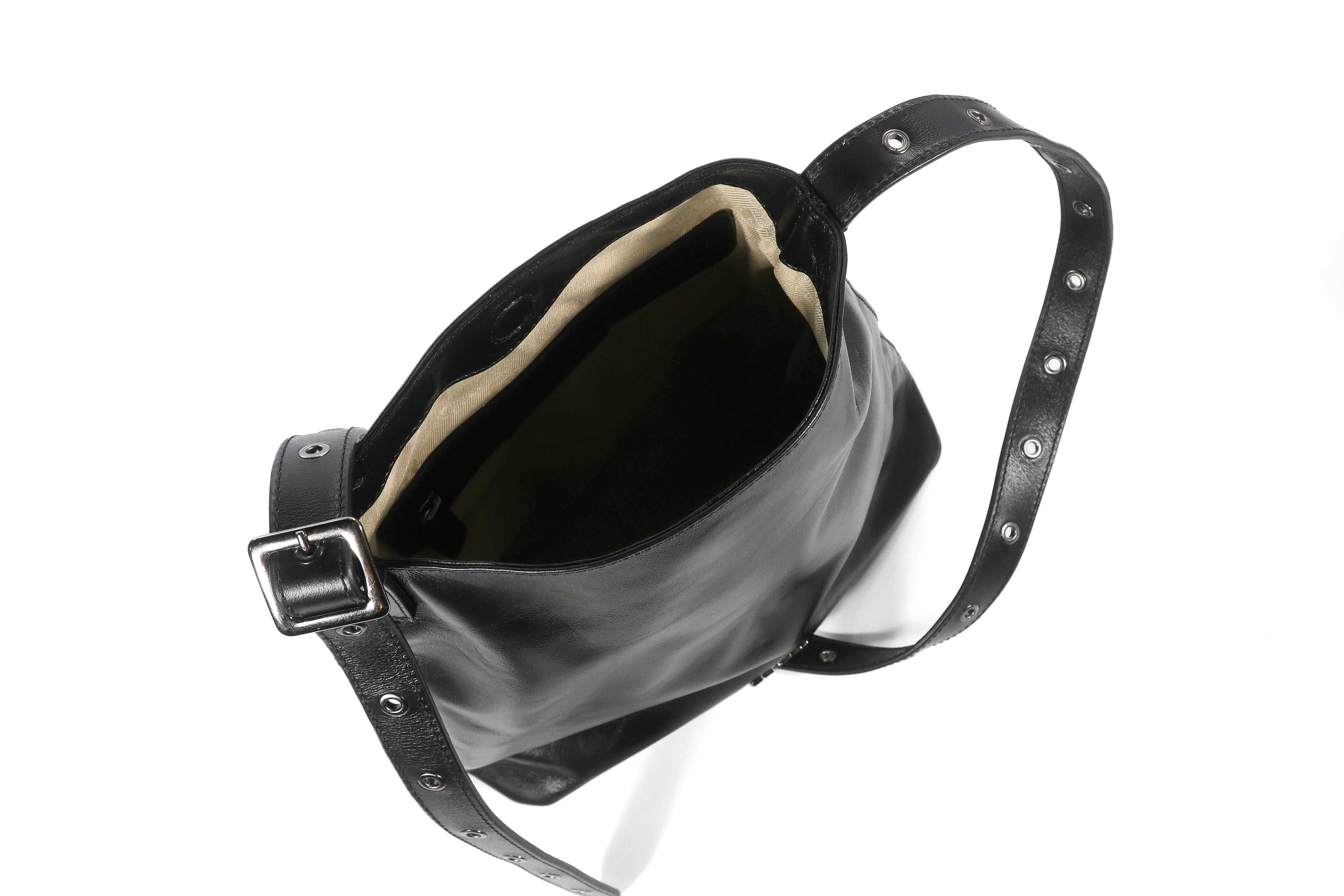 BOLSA COLCCI SHOULDER COURO U PRETO