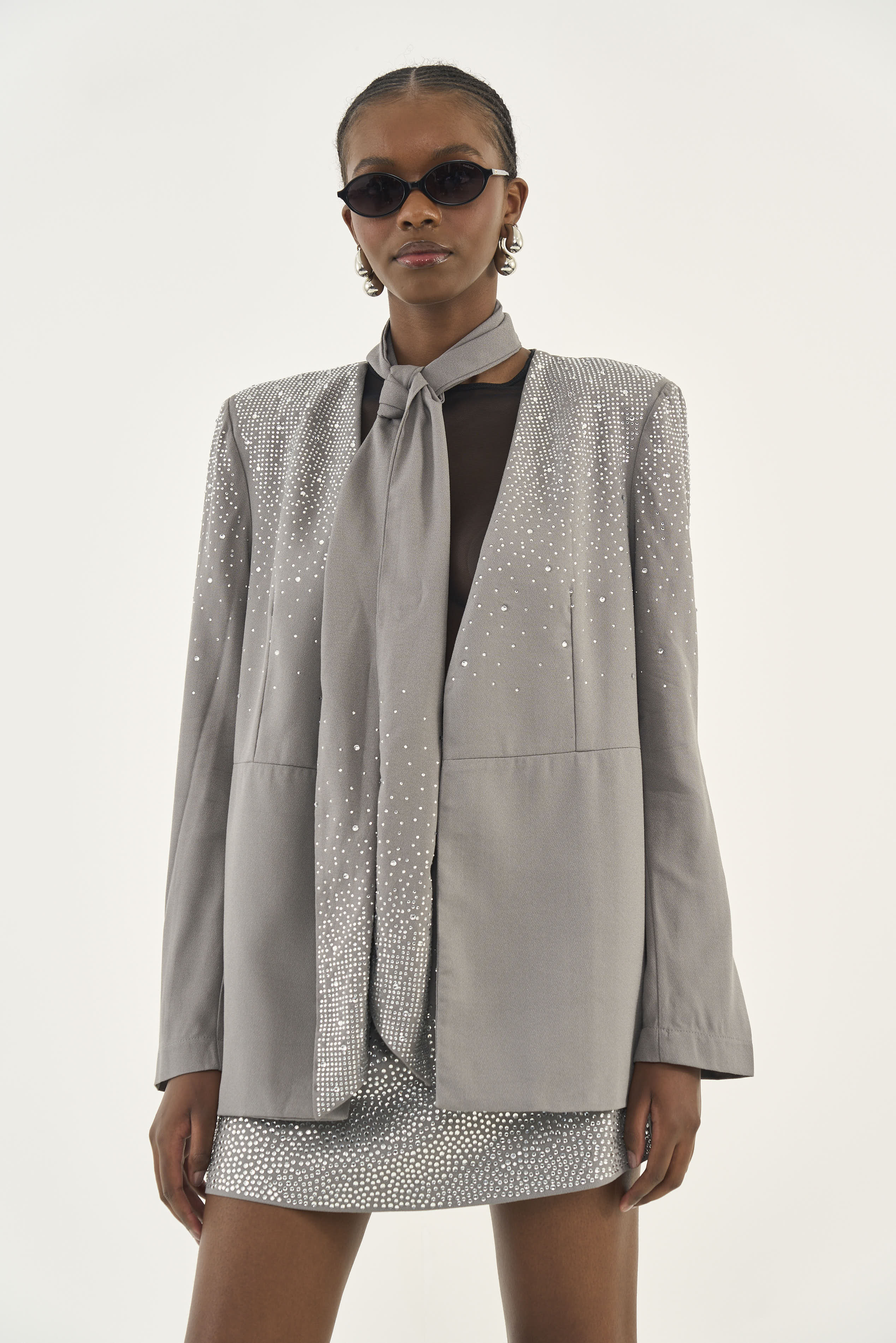 BLAZER COM APLICAÇÃO M CINZA ALITA