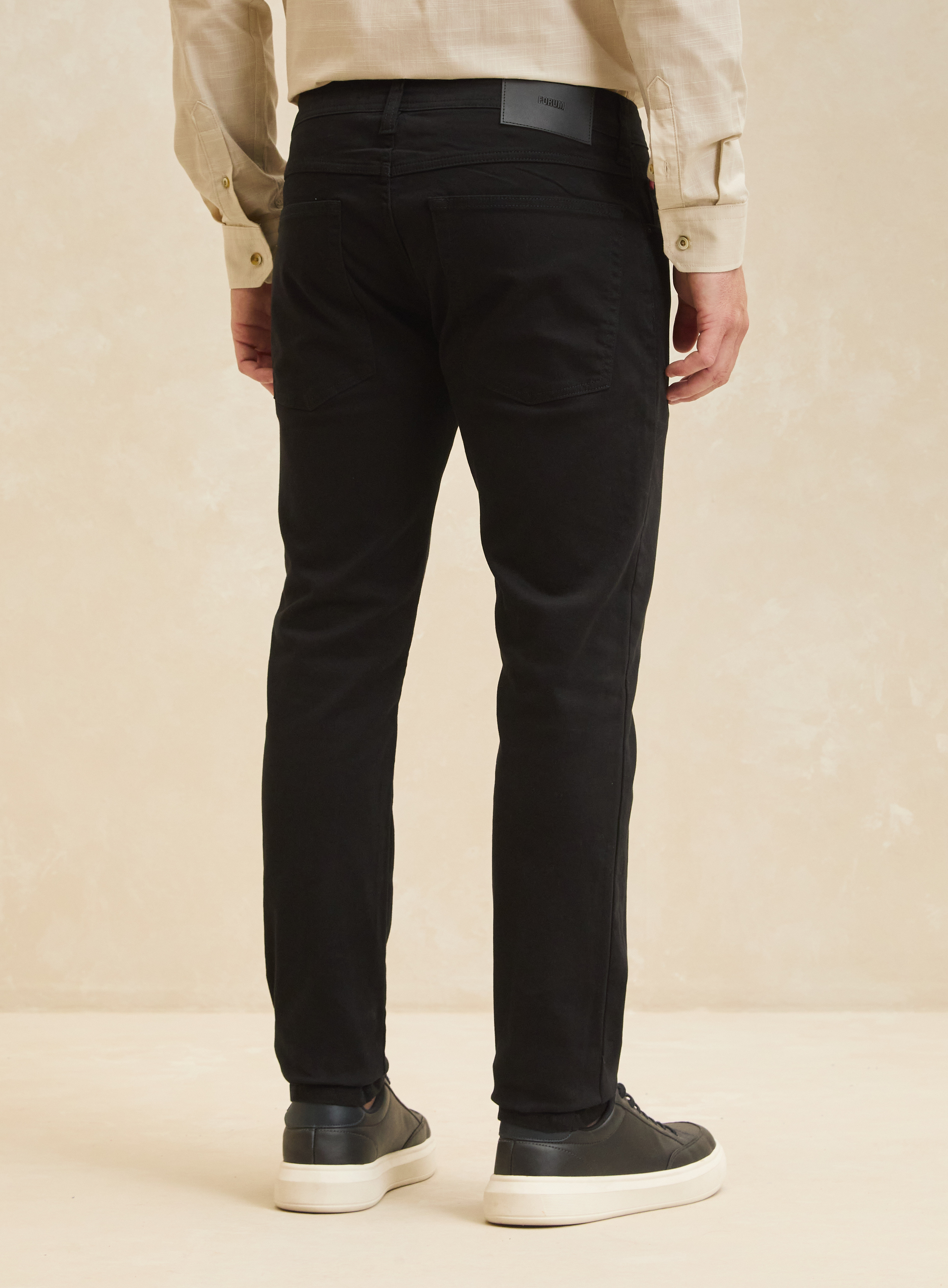 CALÇA SARJA IGOR SKINNY 38 PRETO