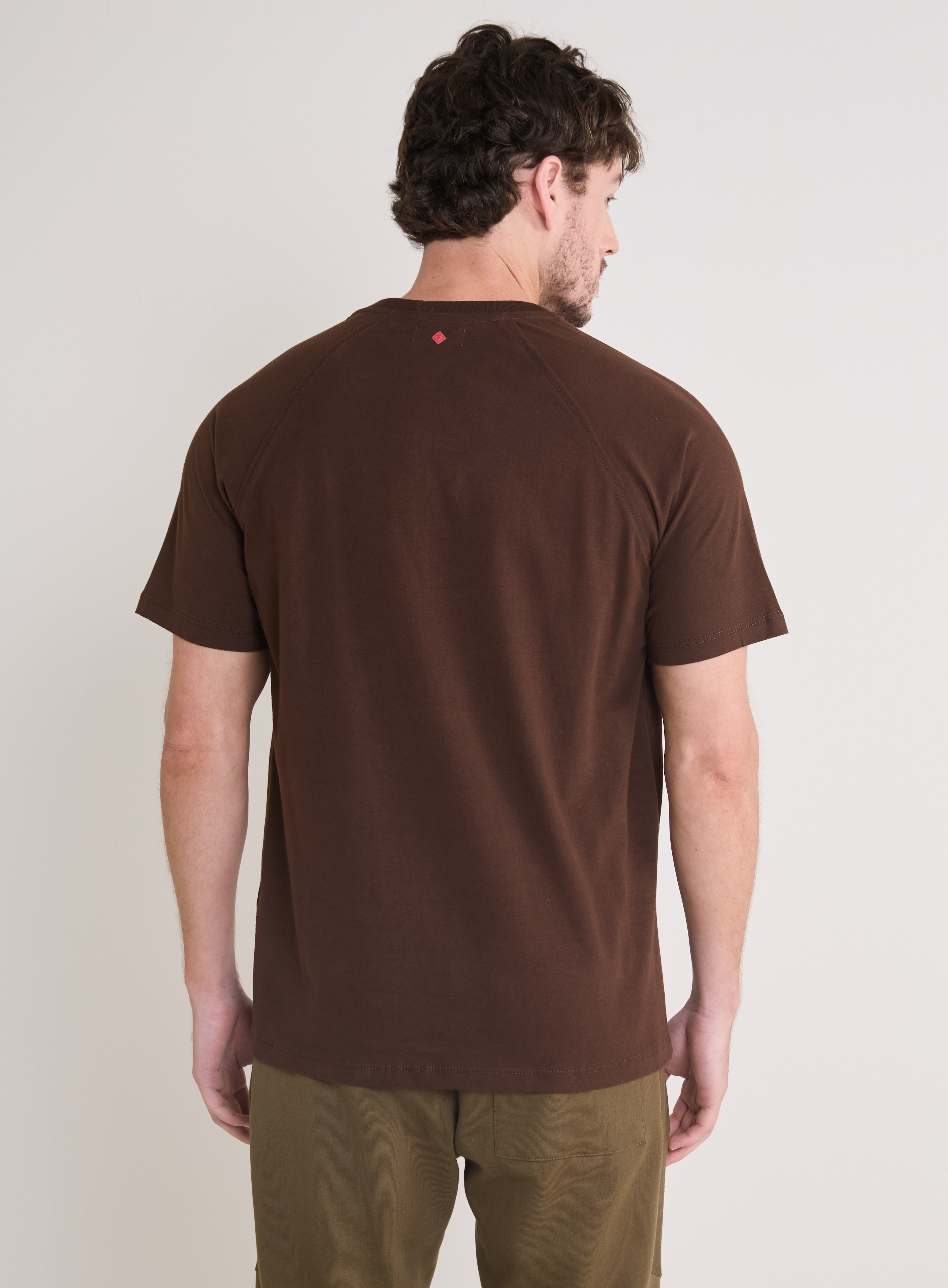 CAMISETA FORUM GG MARROM NOBUCK