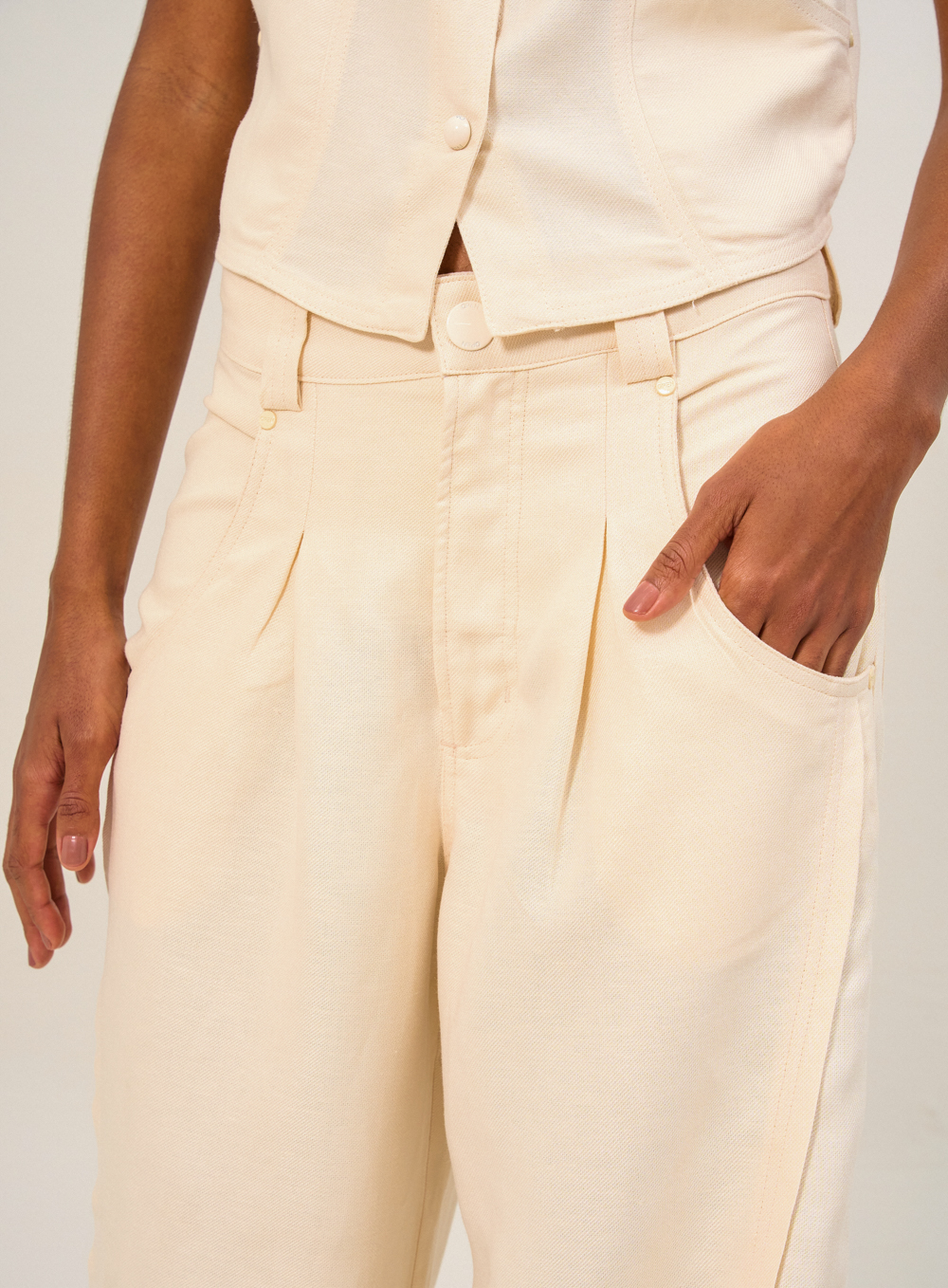 CALÇA LINHO M BEGE VIBES
