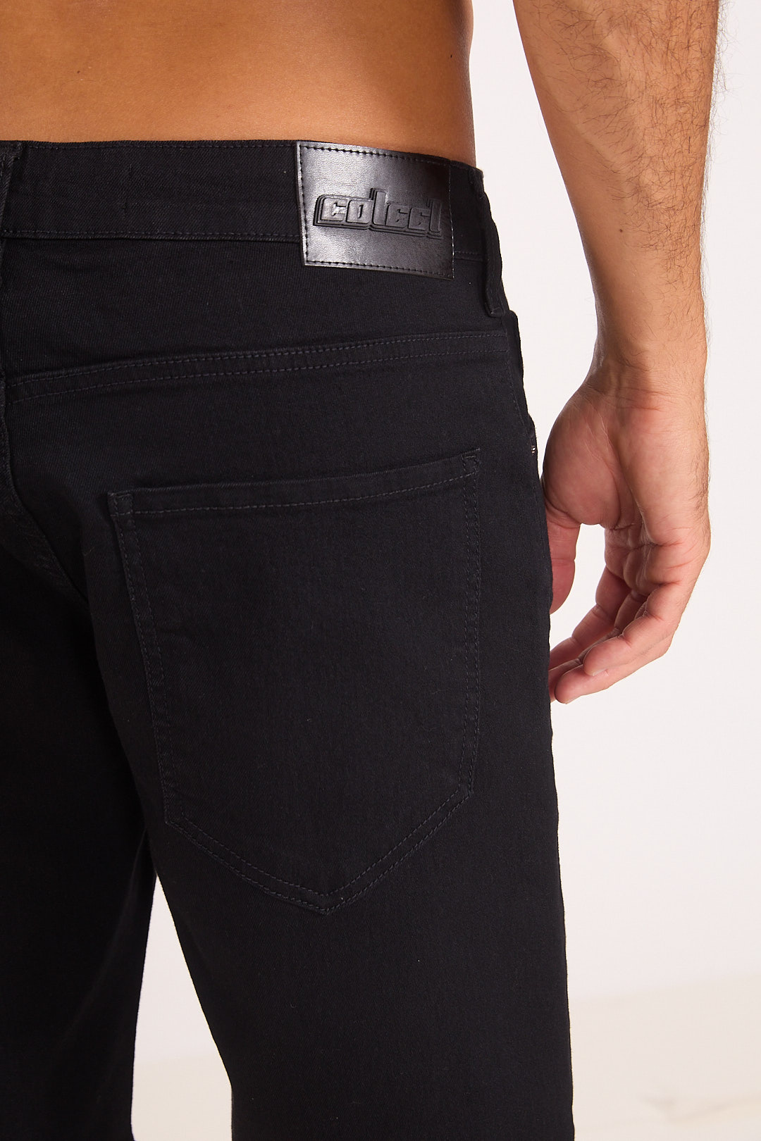 BERMUDA JEANS DAVI 42 IND.PRETO