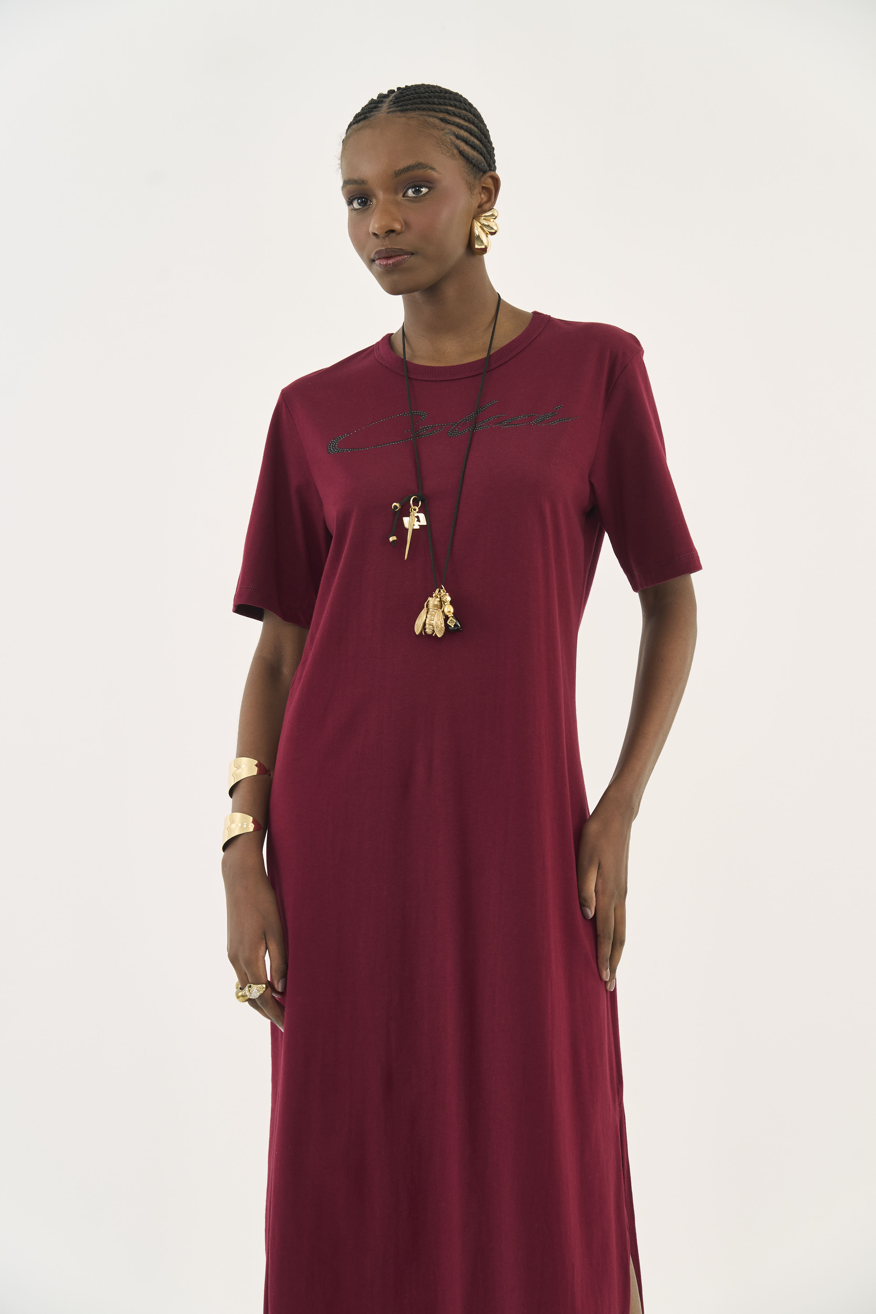 VESTIDO ESTAMPADO COM APLICAÇÃO M BORDO BLOODSTONE