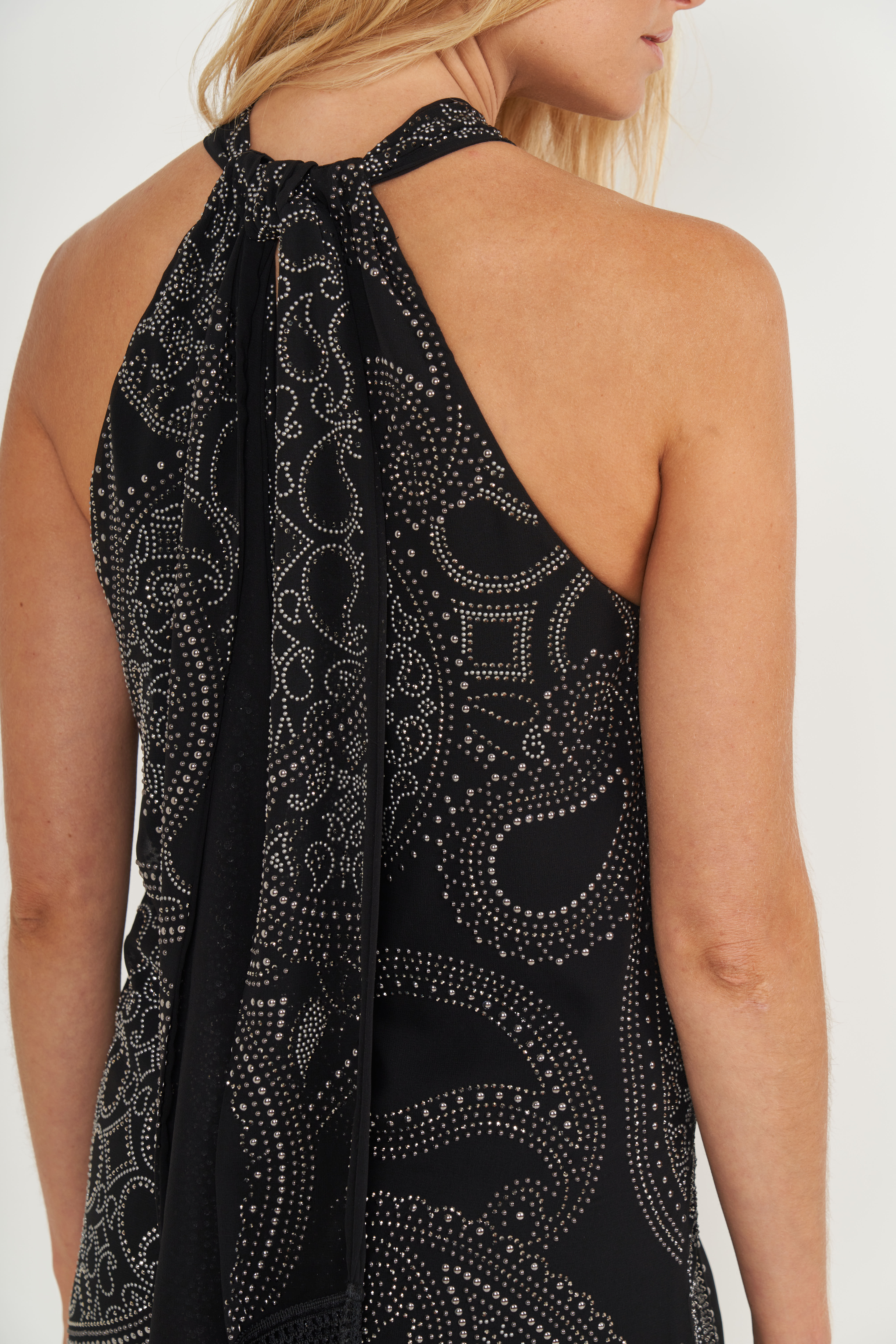 VESTIDO COM APLICAÇÃO G PRETO