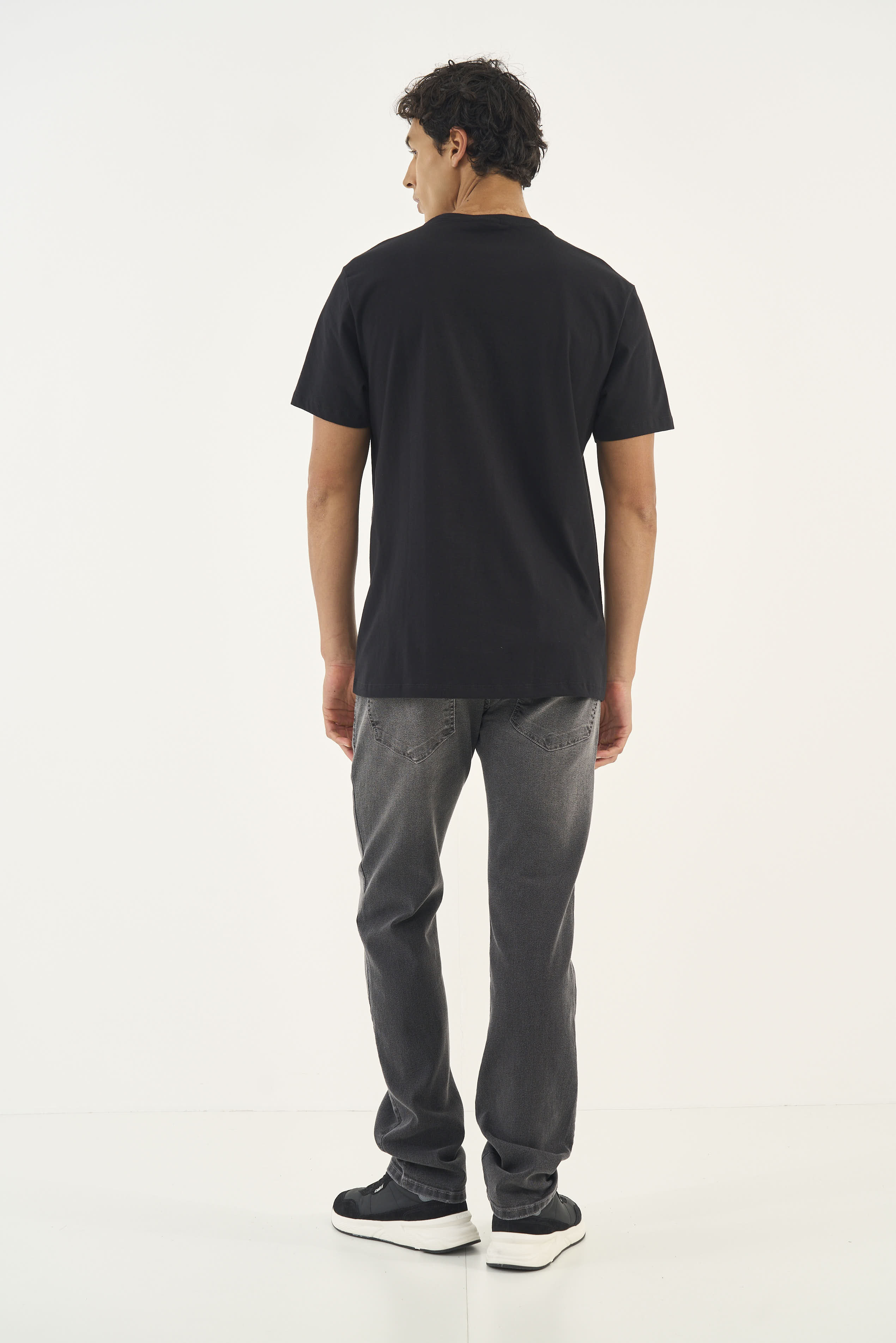 CALÇA JEANS ALEX 44 IND.PRETO