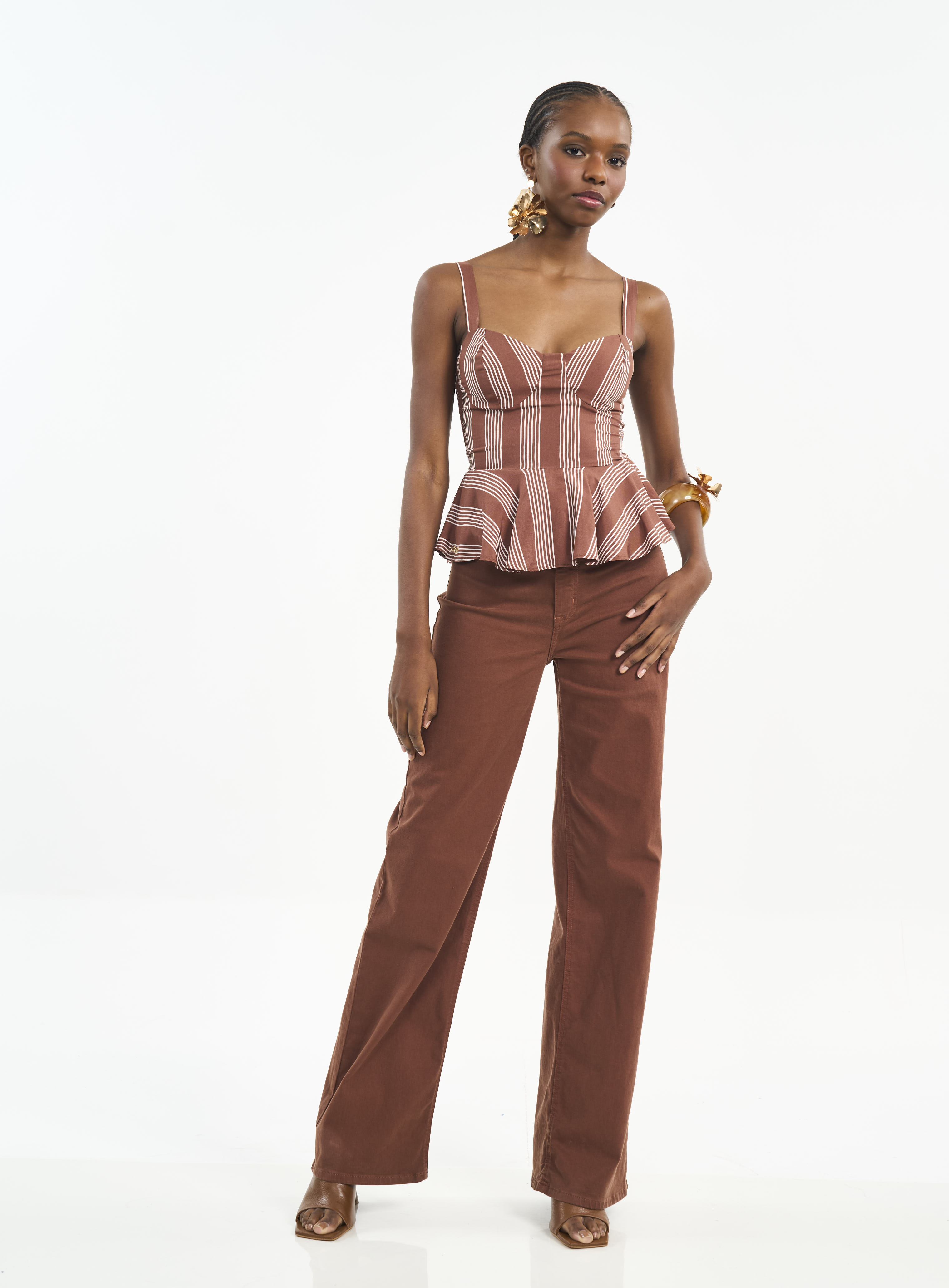 CALÇA SARJA JULIETTE STRECH 36 MARROM TIRAMISU