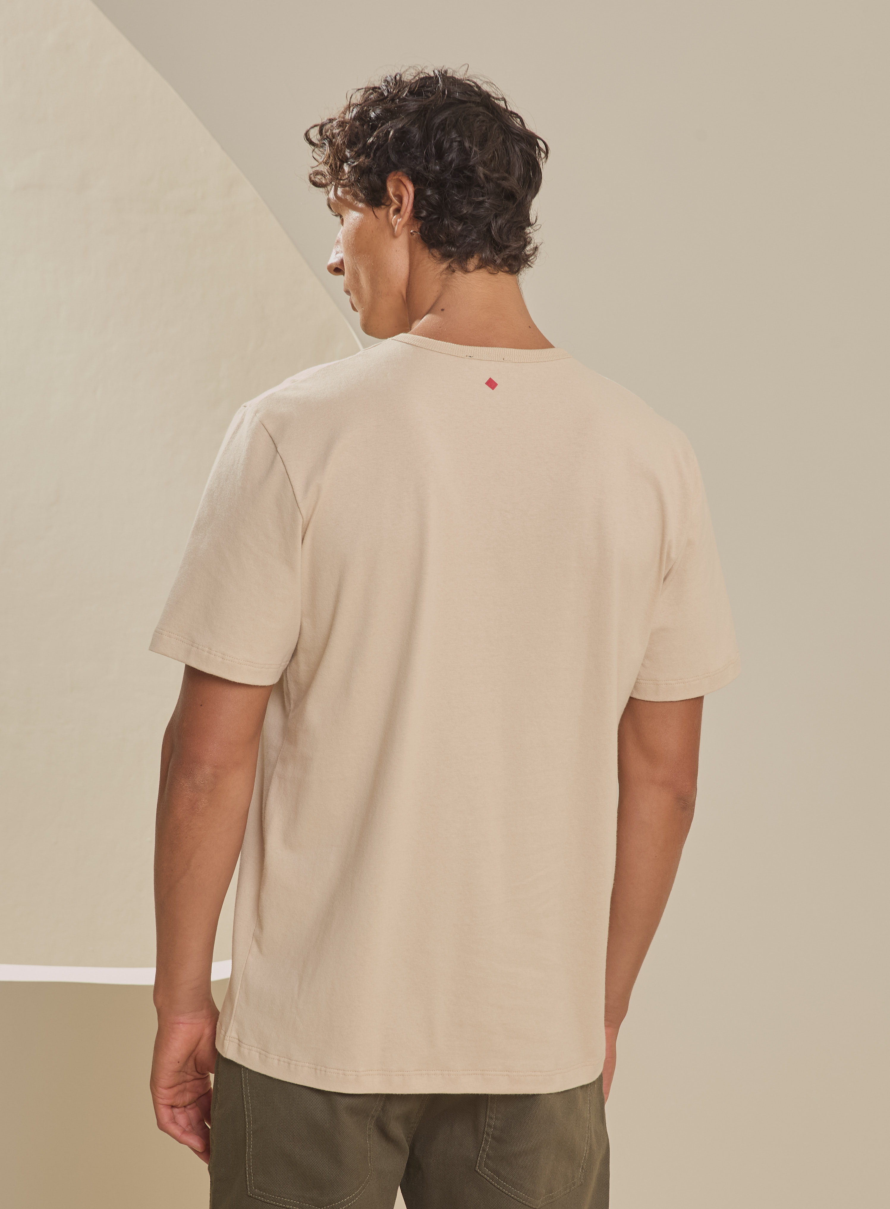 CAMISETA FORUM G BEGE ARUNA