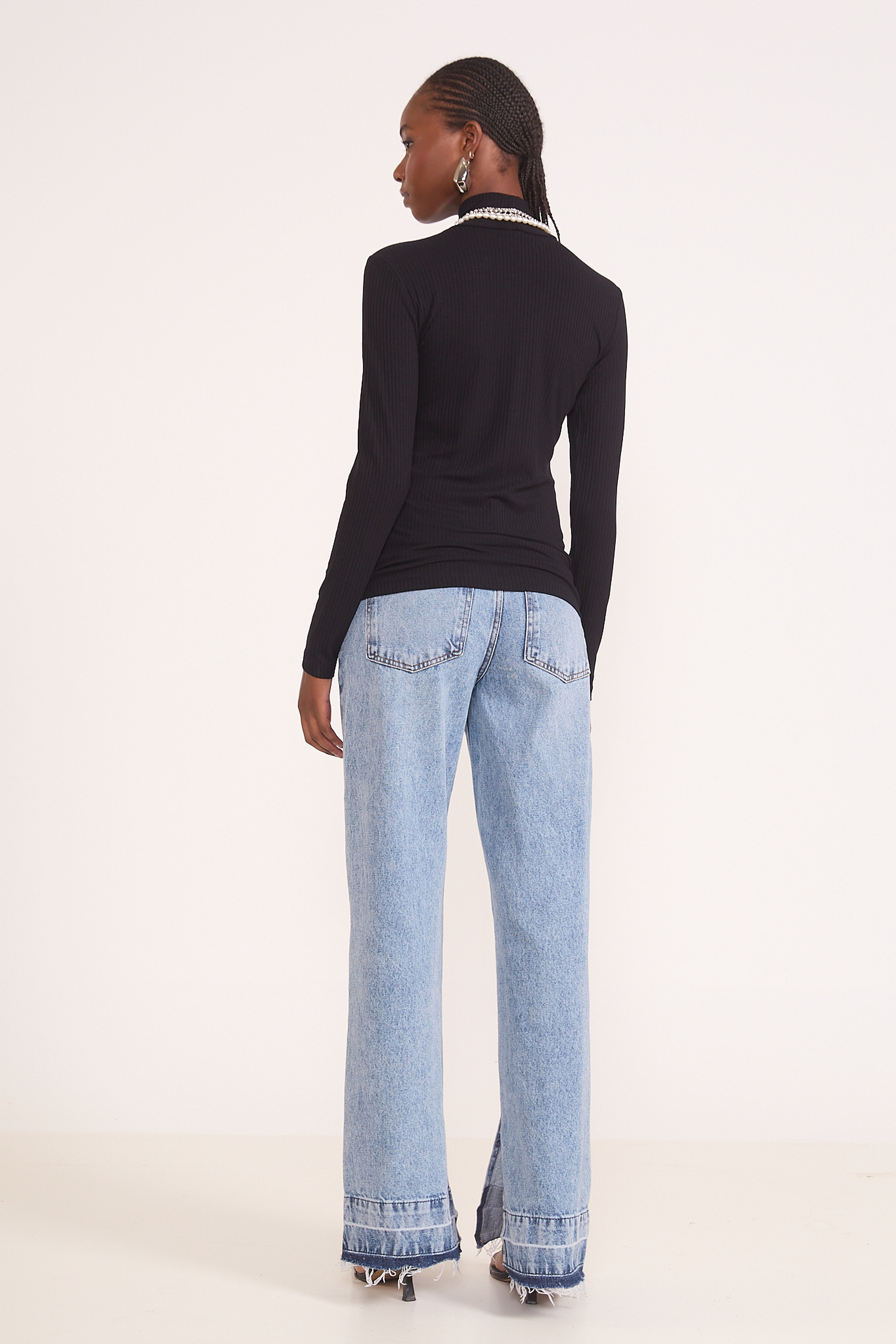 BLUSA CANELADA G OFF SHELL