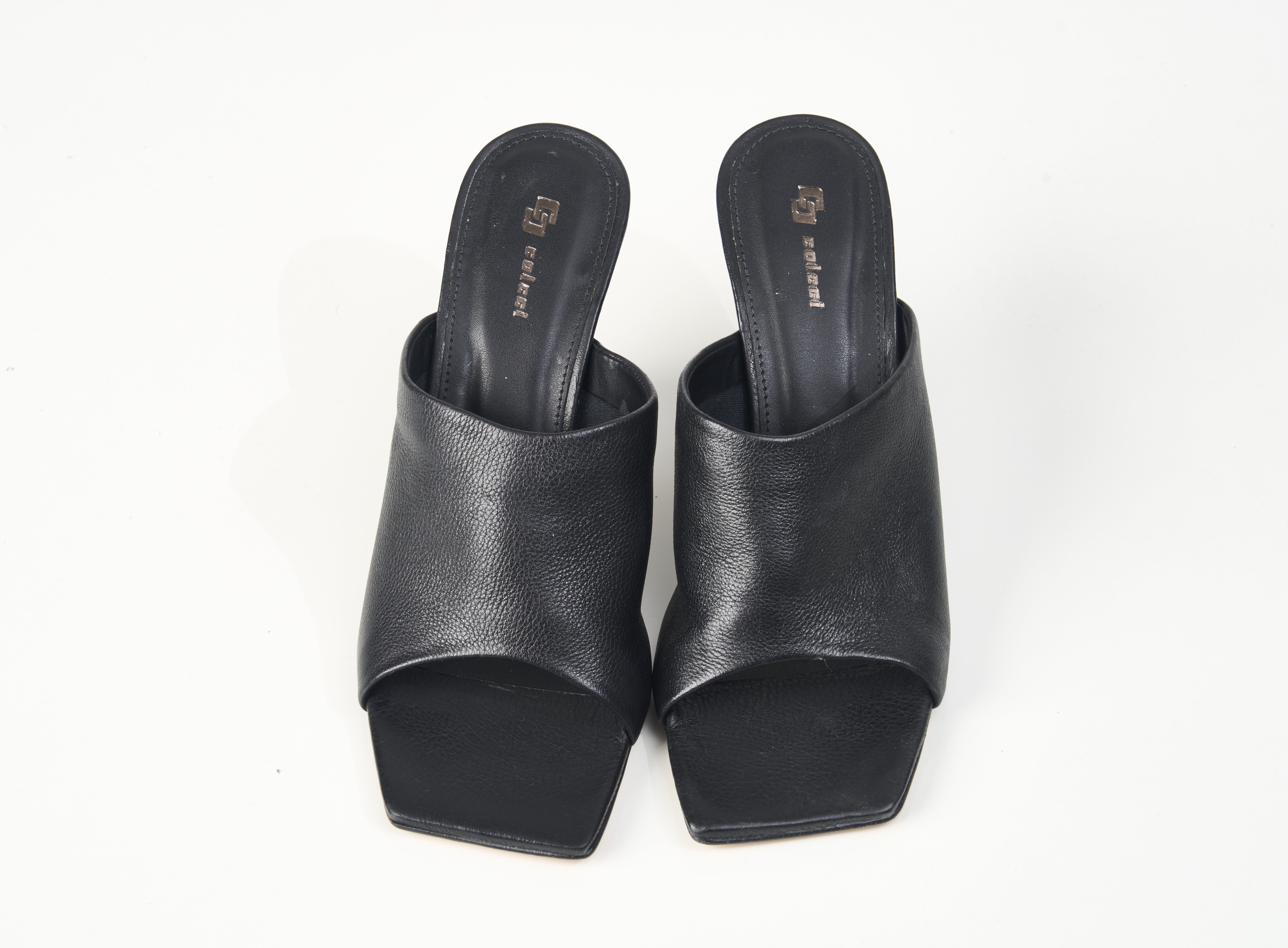 MULE COLCCI FEM 36 OFF SHELL