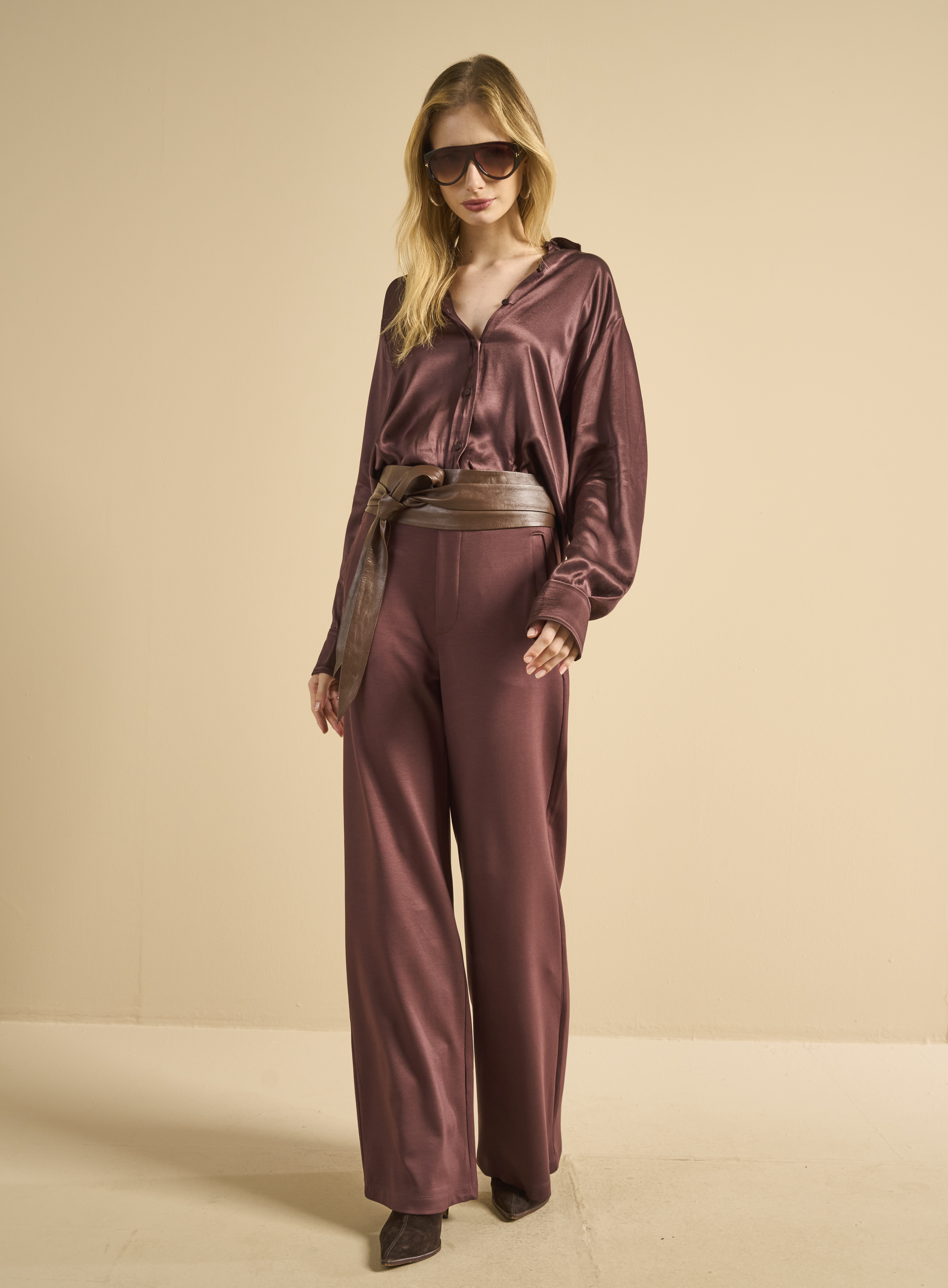 CALÇA FORUM G MARROM CAROB