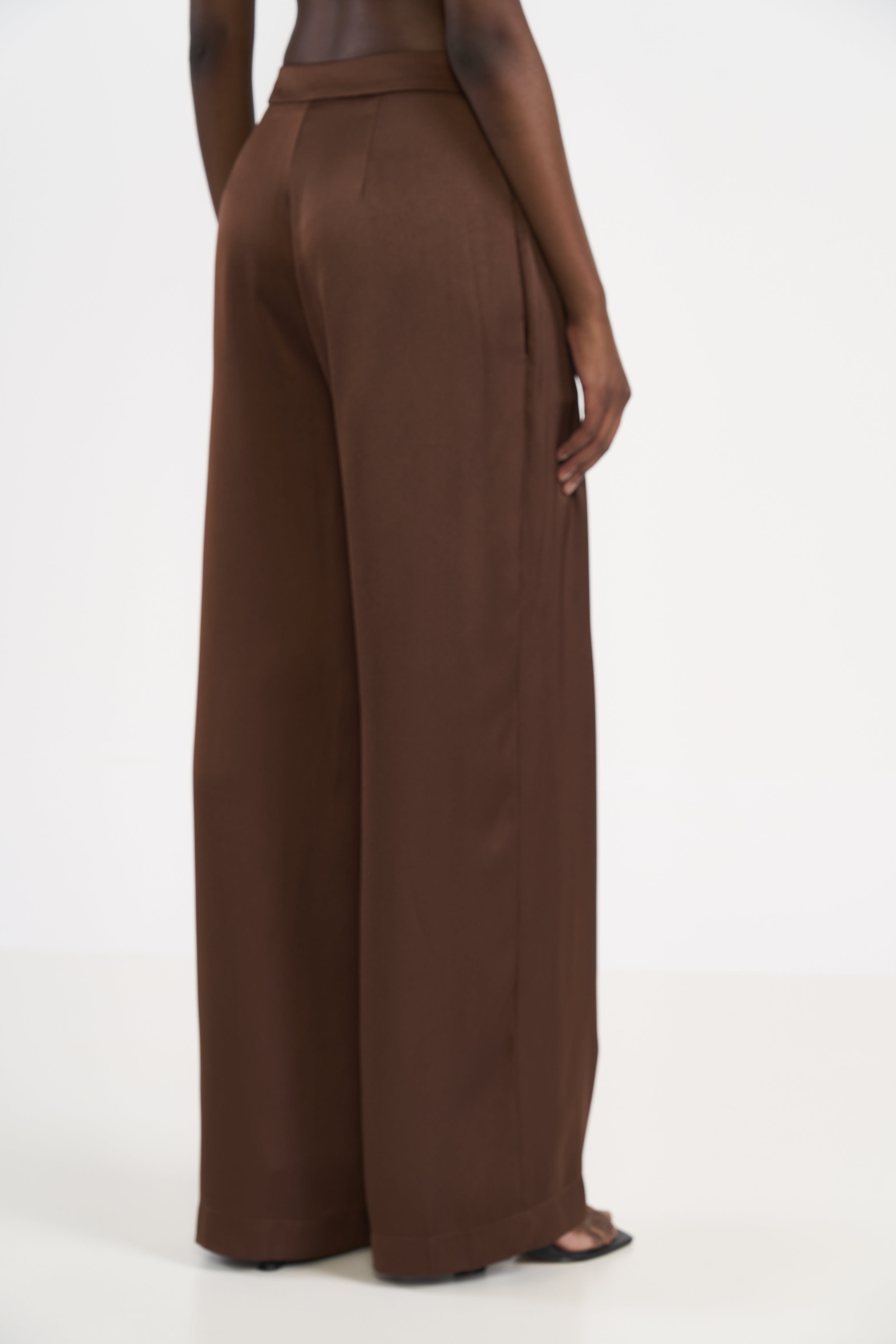 CALÇA COLCCI M MARROM BEATEN B
