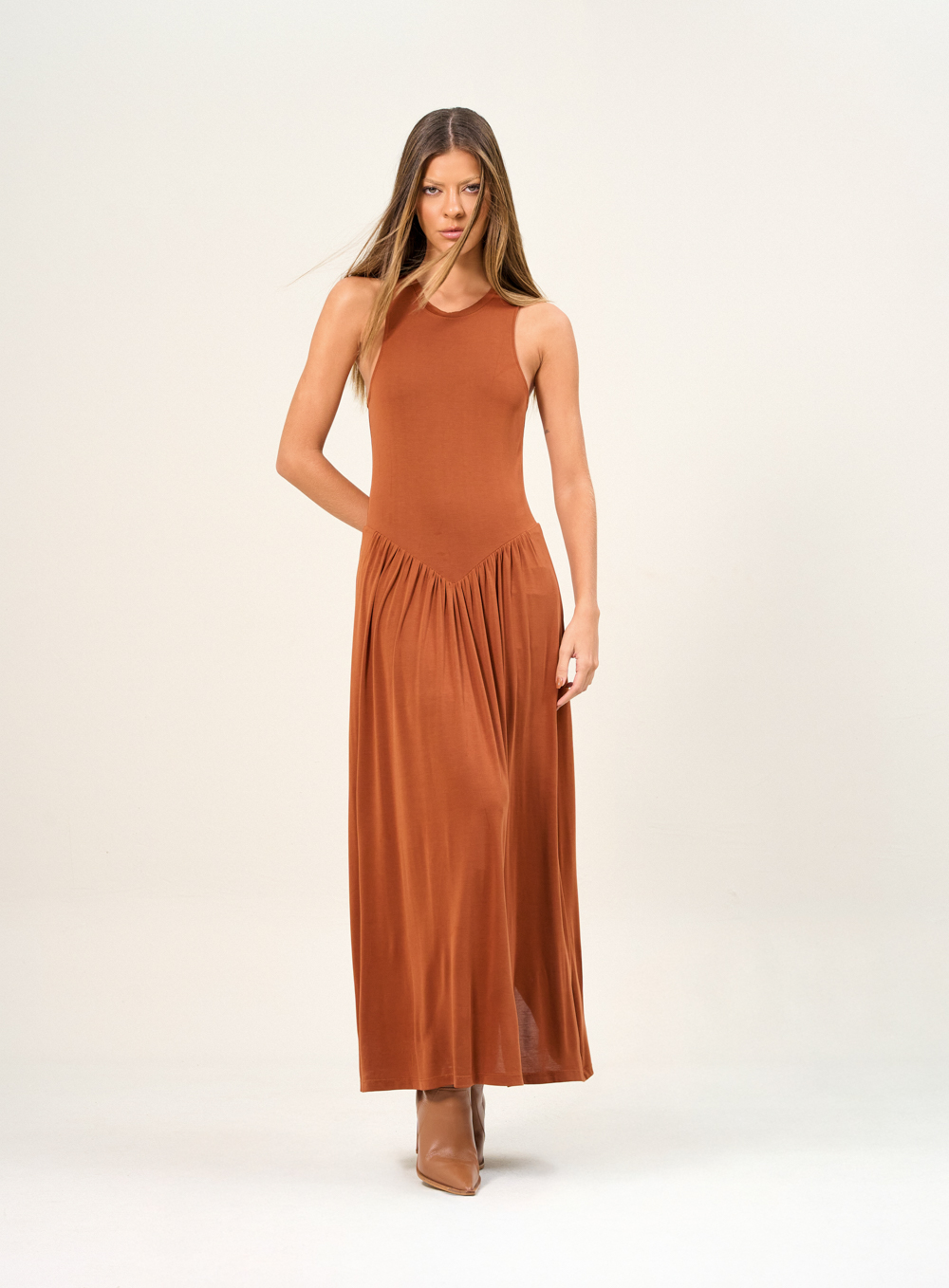 VESTIDO OPEN P MARROM ZEUS