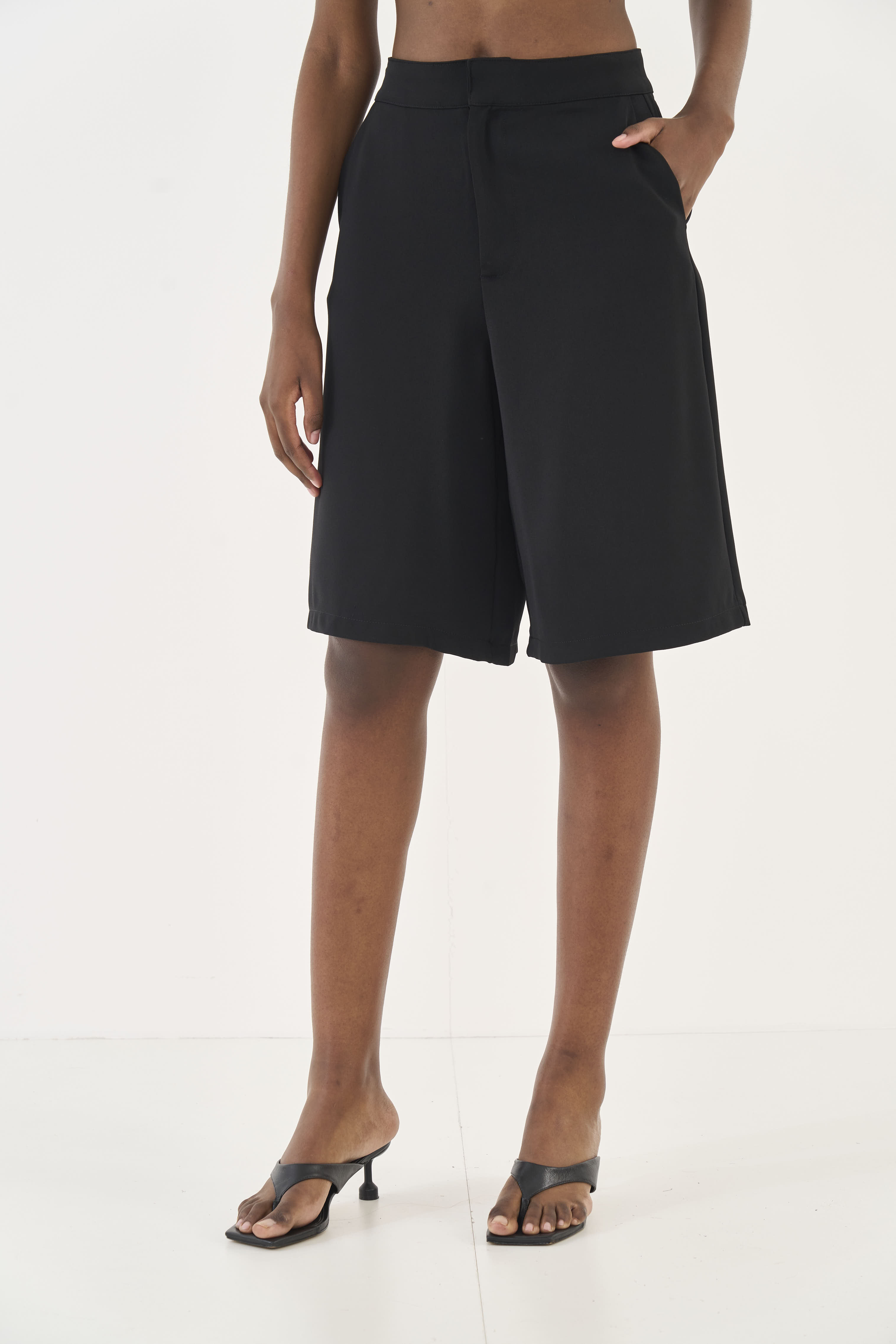BERMUDA COLCCI P PRETO