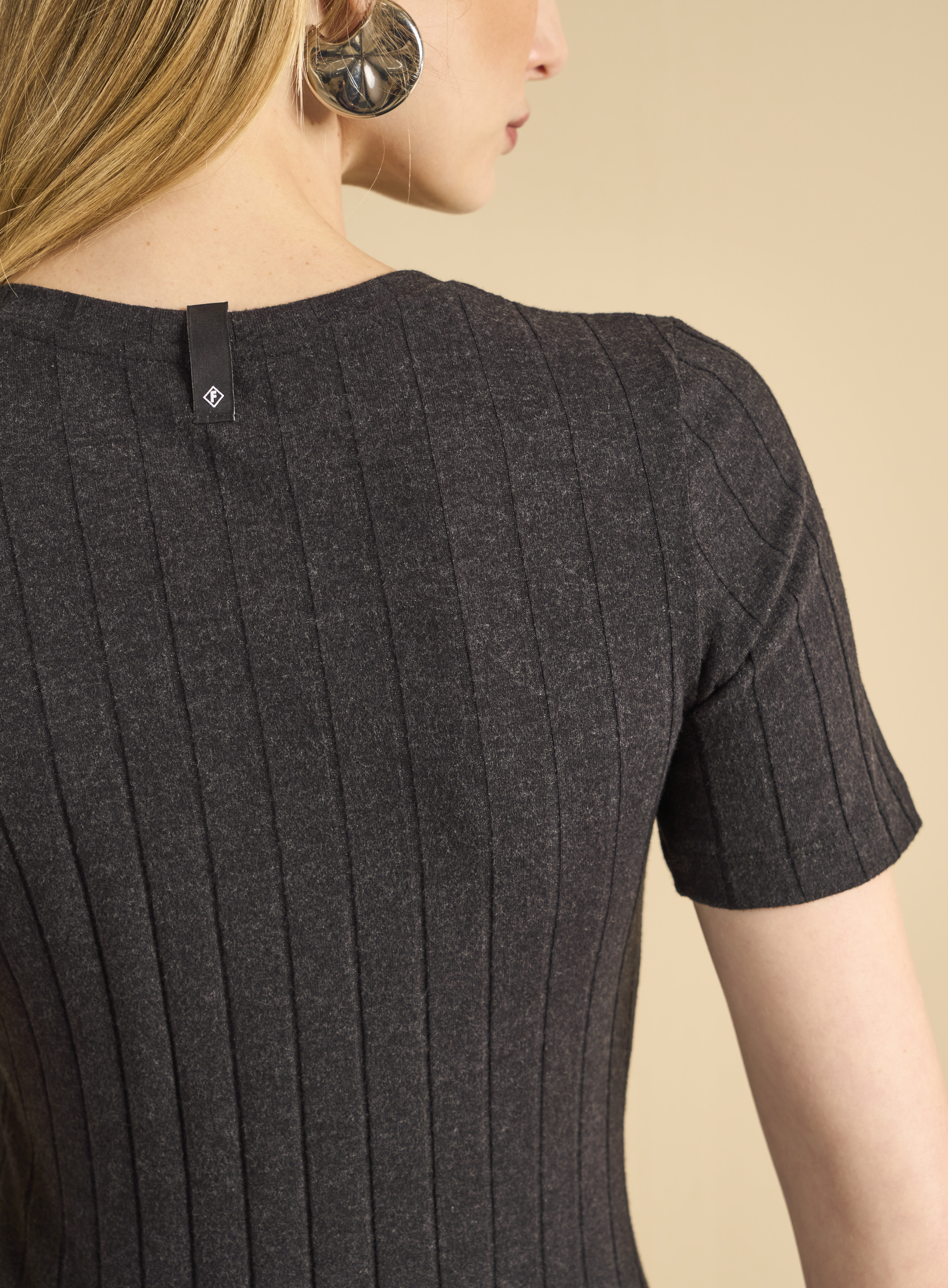 BLUSA CANELADA P PRETO