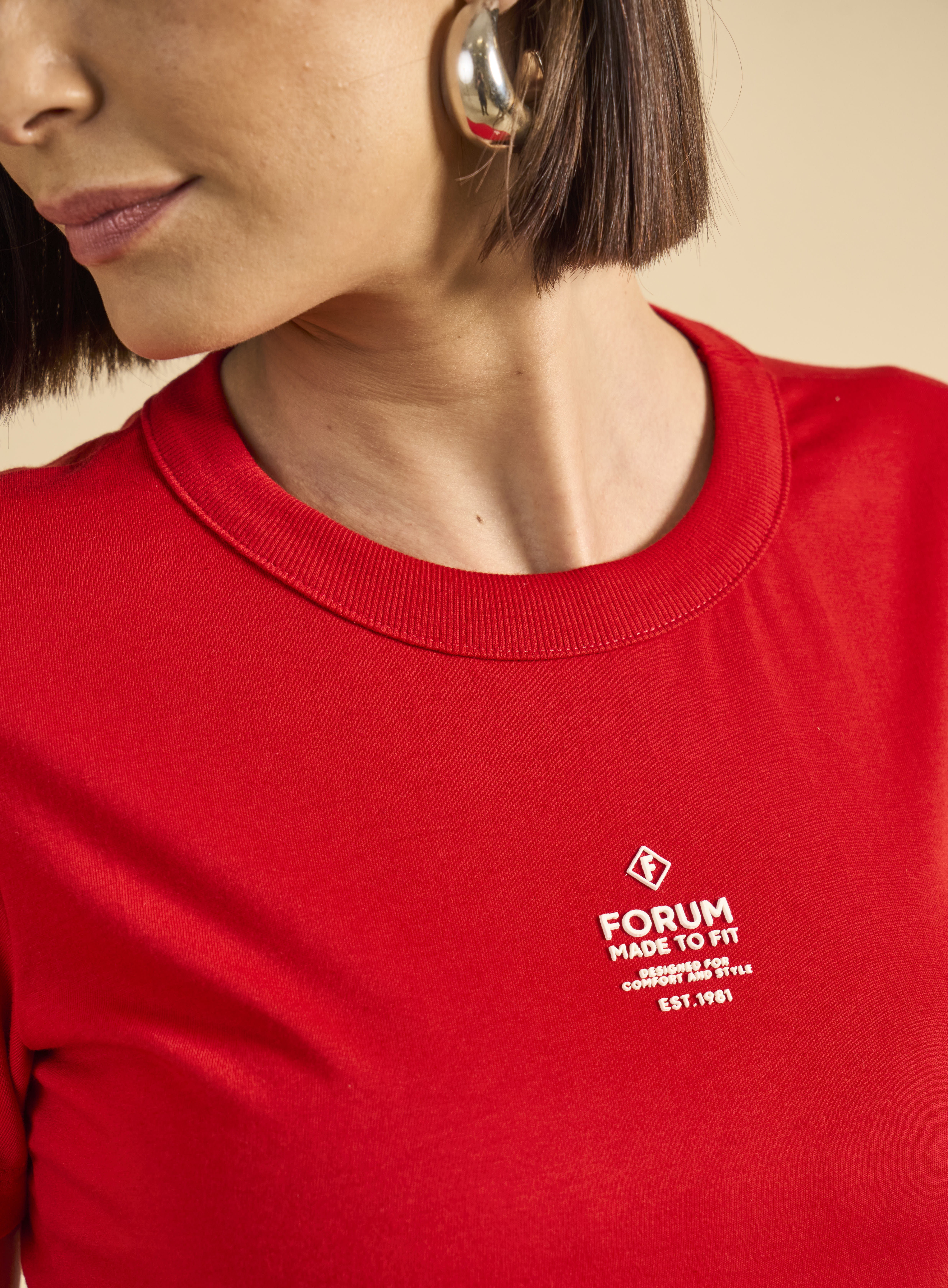CAMISETA FORUM P VERMELHO SPARKLY