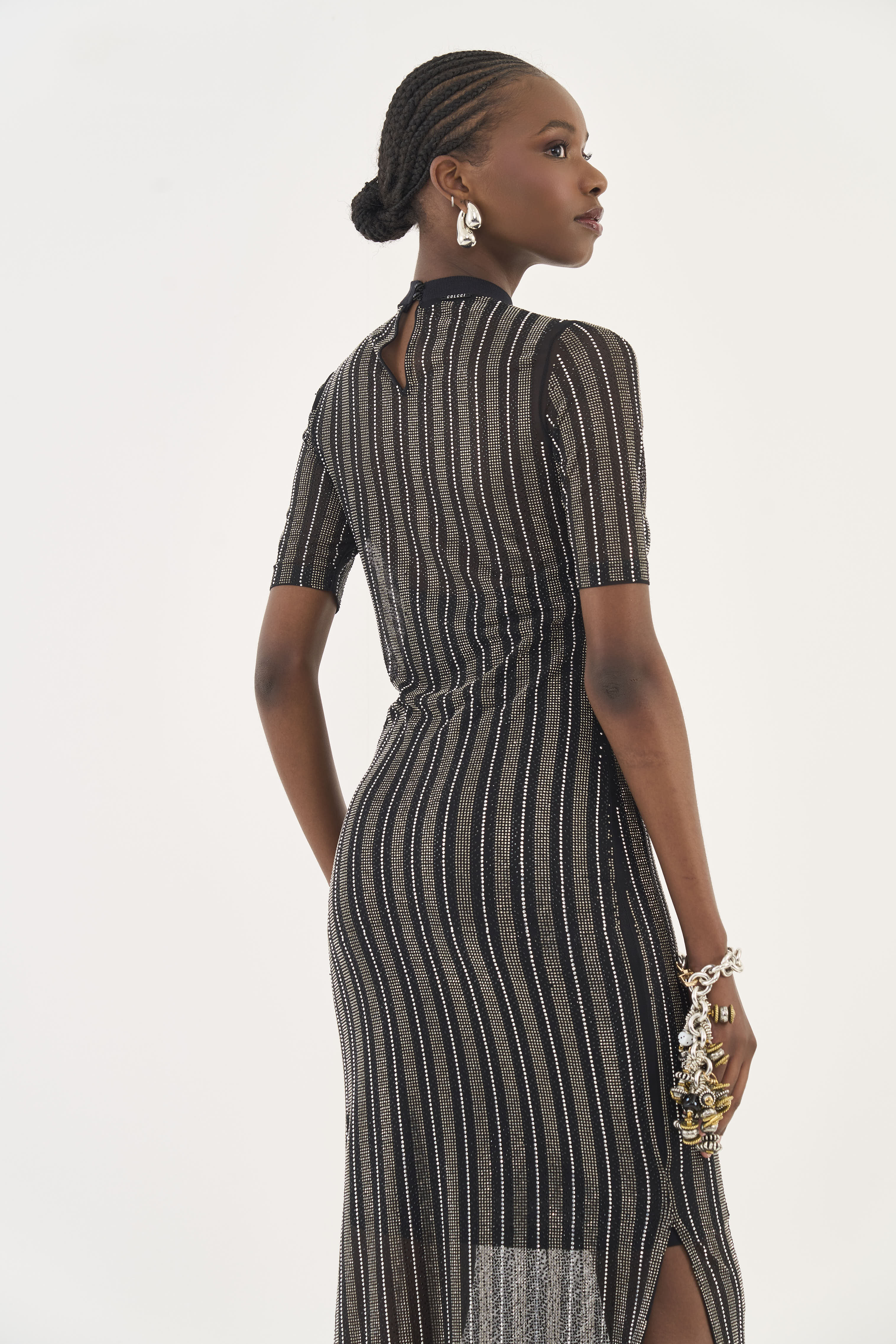 VESTIDO TULE COM APLICAÇÃO M PRETO