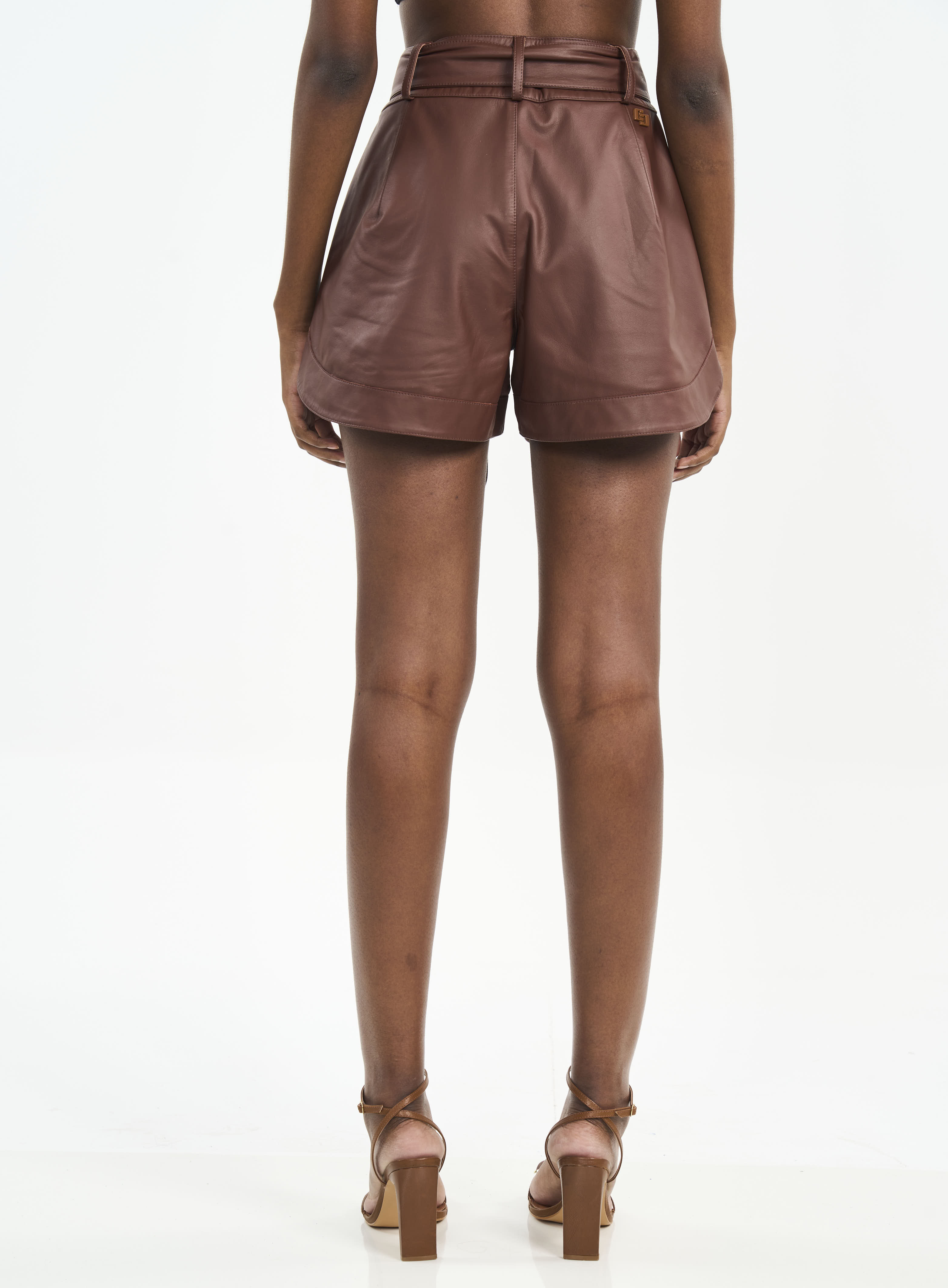 SHORT COURO G PRETO