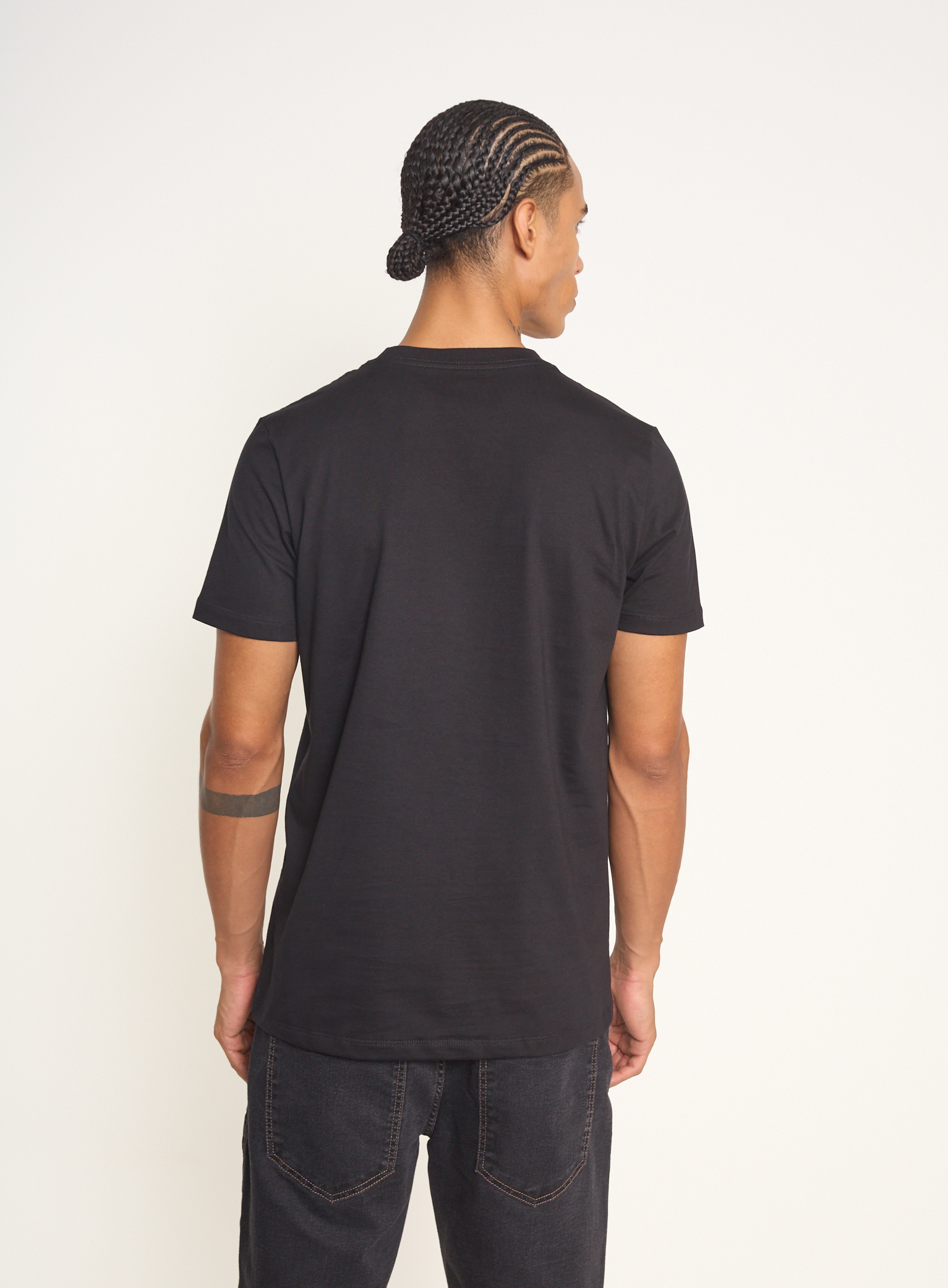 CAMISETA COLCCI GG PRETO