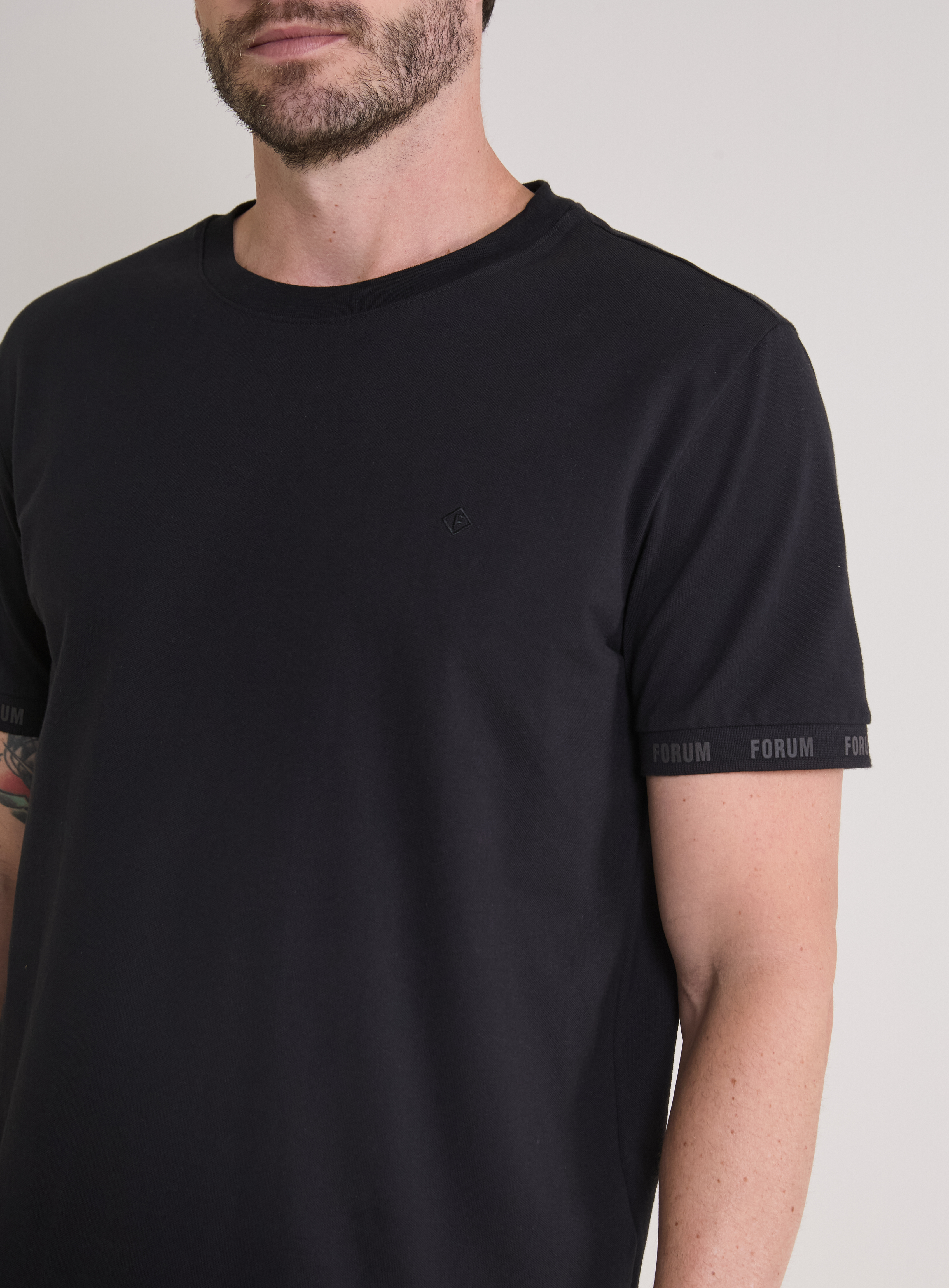 CAMISETA FORUM GG PRETO