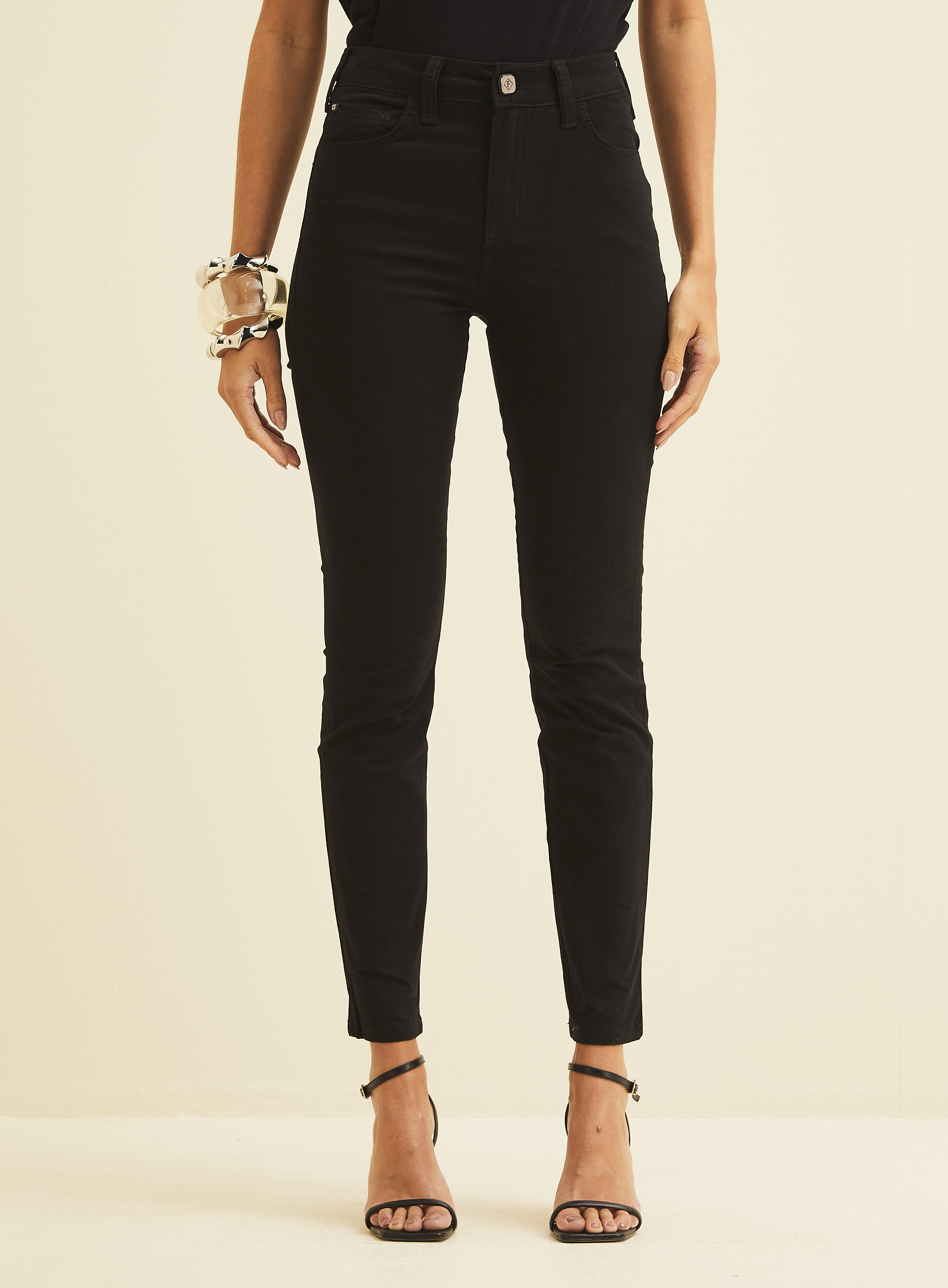 CALÇA SARJA MARISA 2 CIGARRETE 38 PRETO