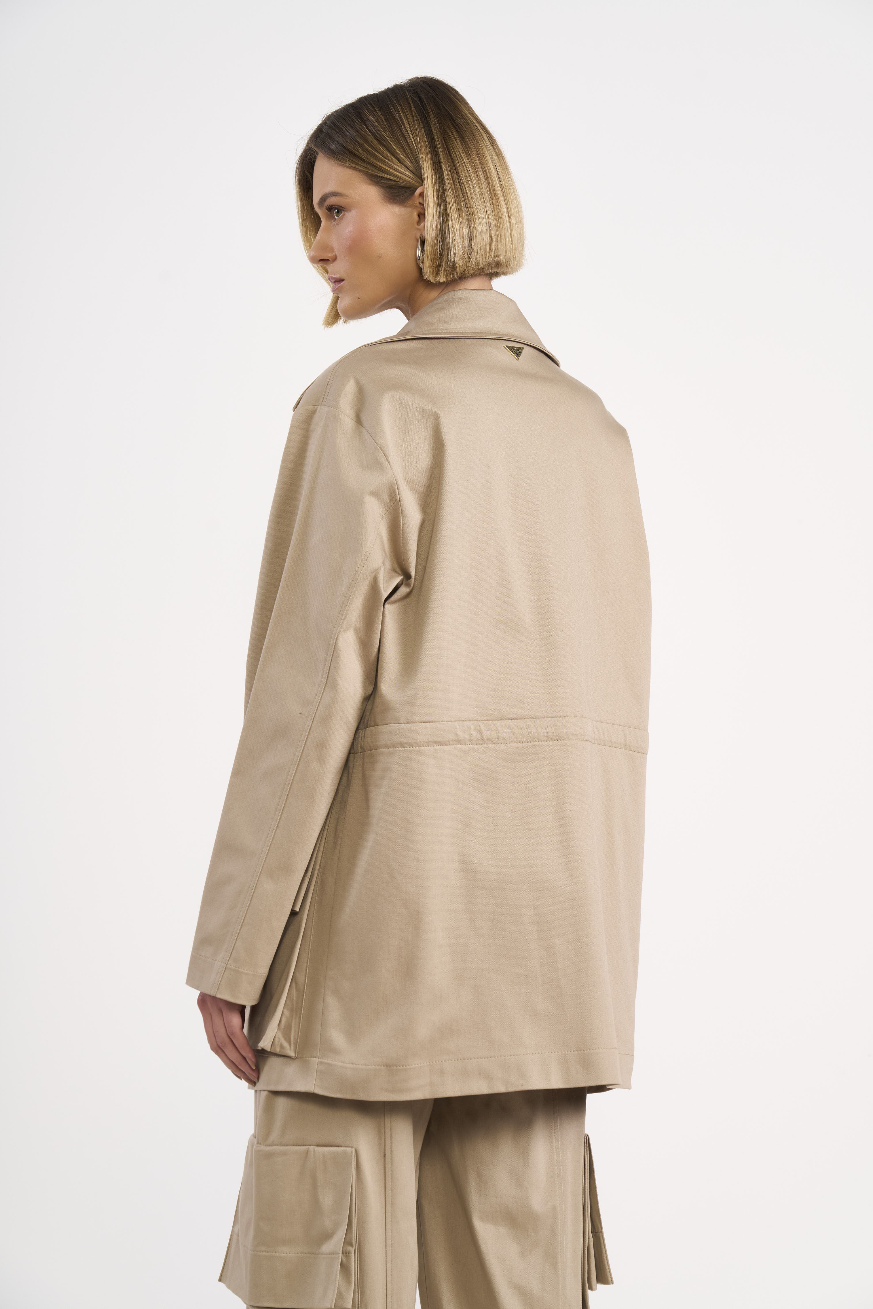 JAQUETA COLCCI P BEGE INCENSO