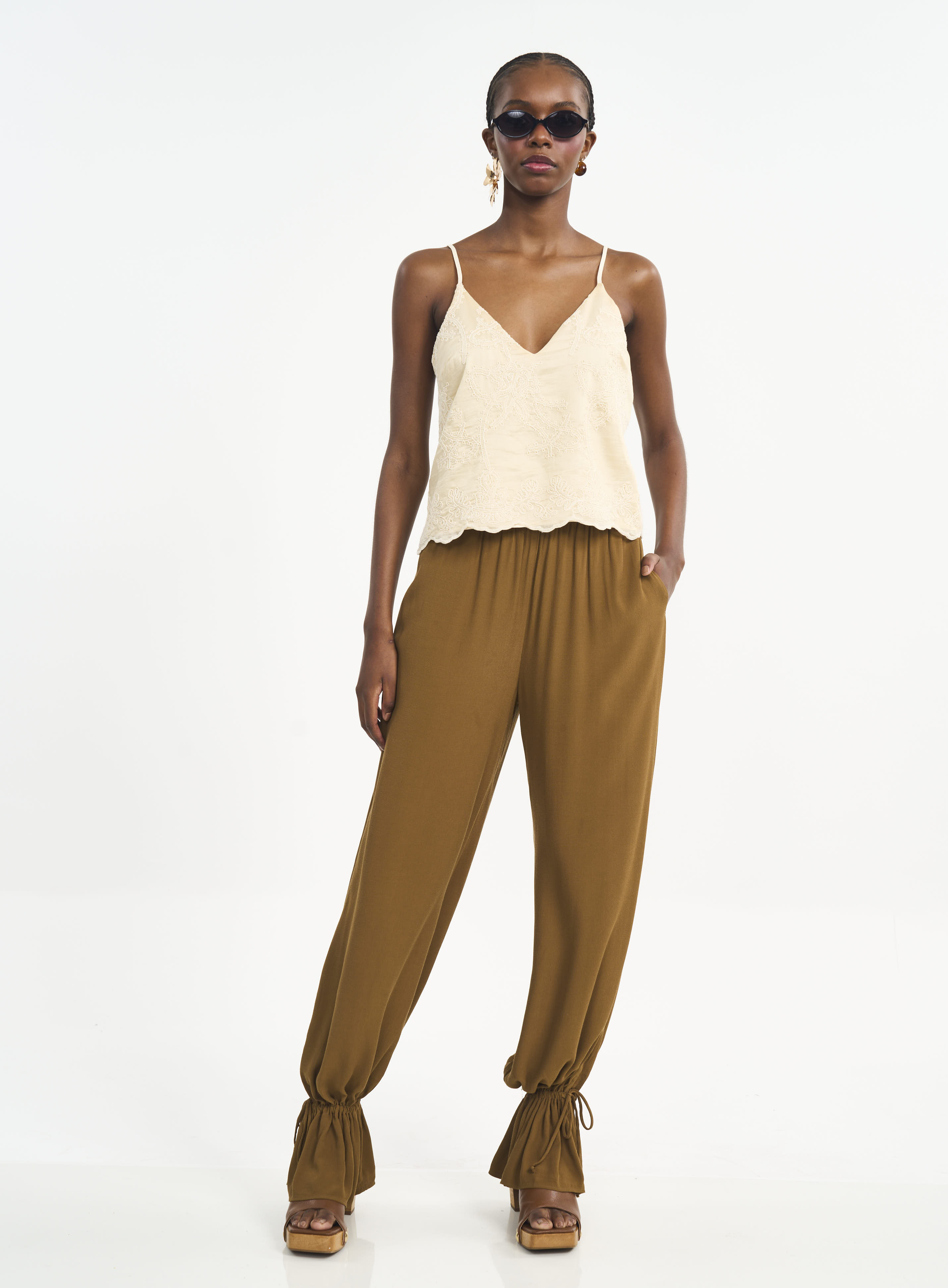 BLUSA BORDADA M BEGE BIENTO