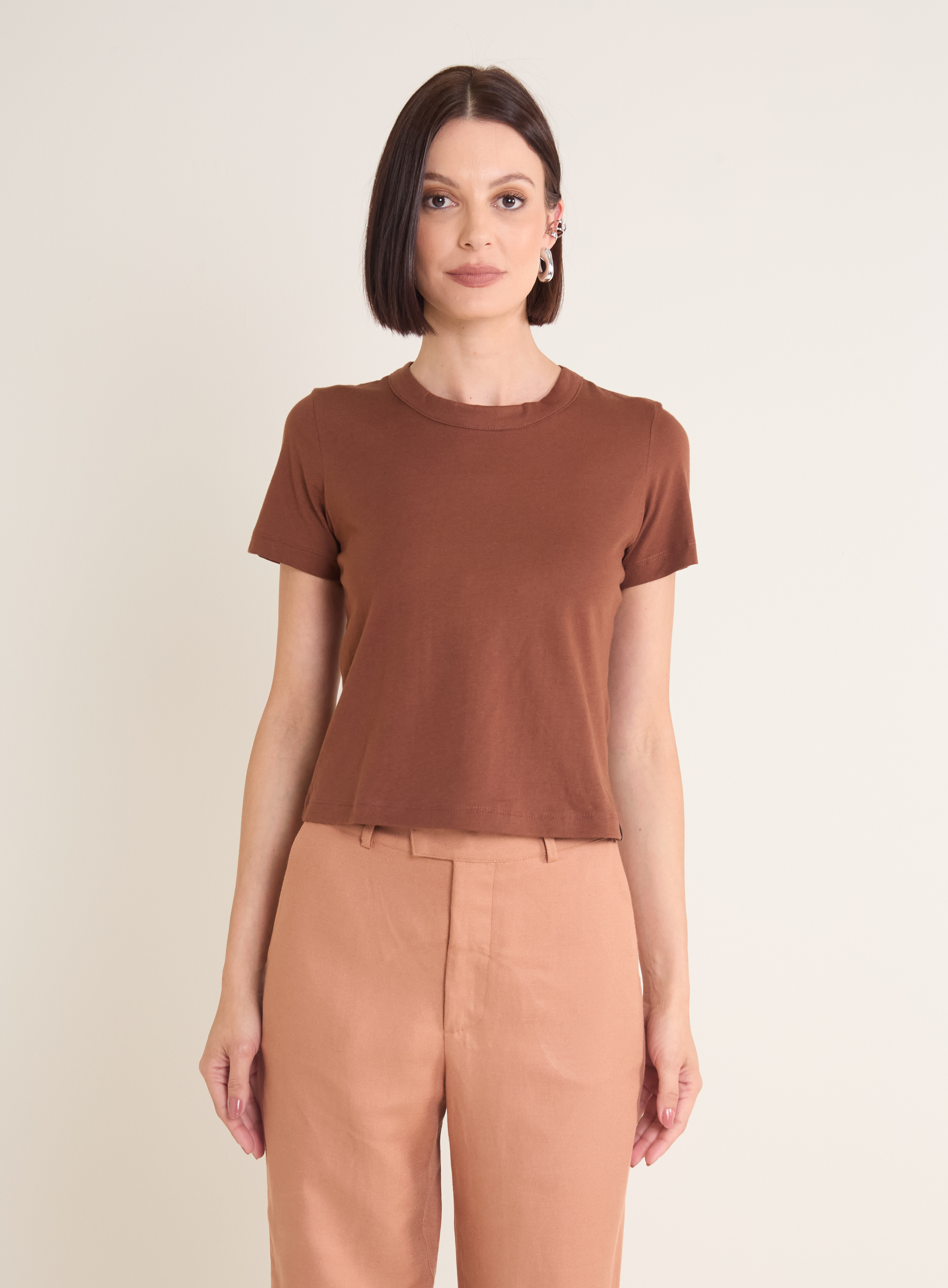 CAMISETA FORUM G MARROM IMBUIA