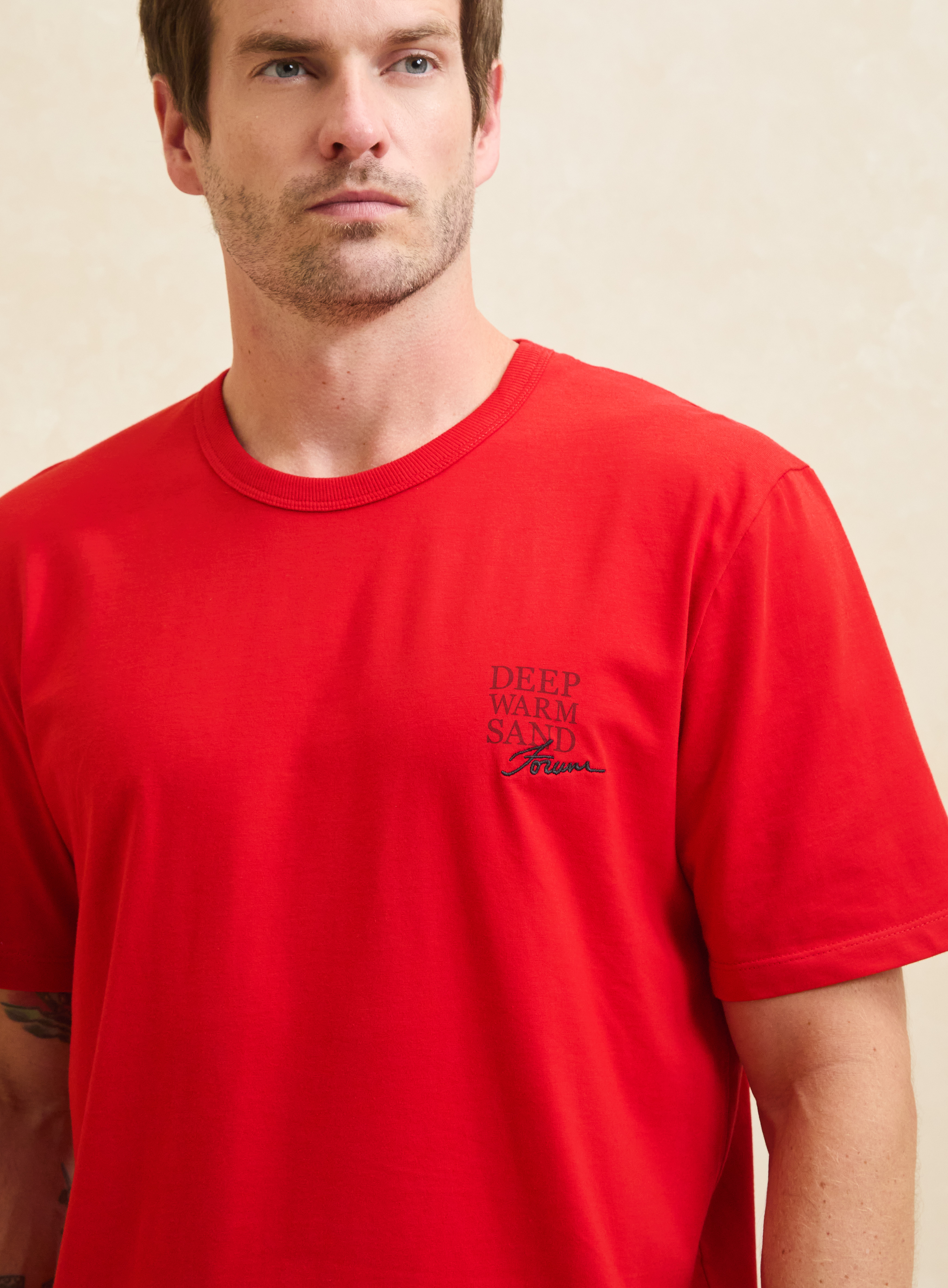 CAMISETA ESTAMPADA E BORDADA GG VERMELHO SPARKL