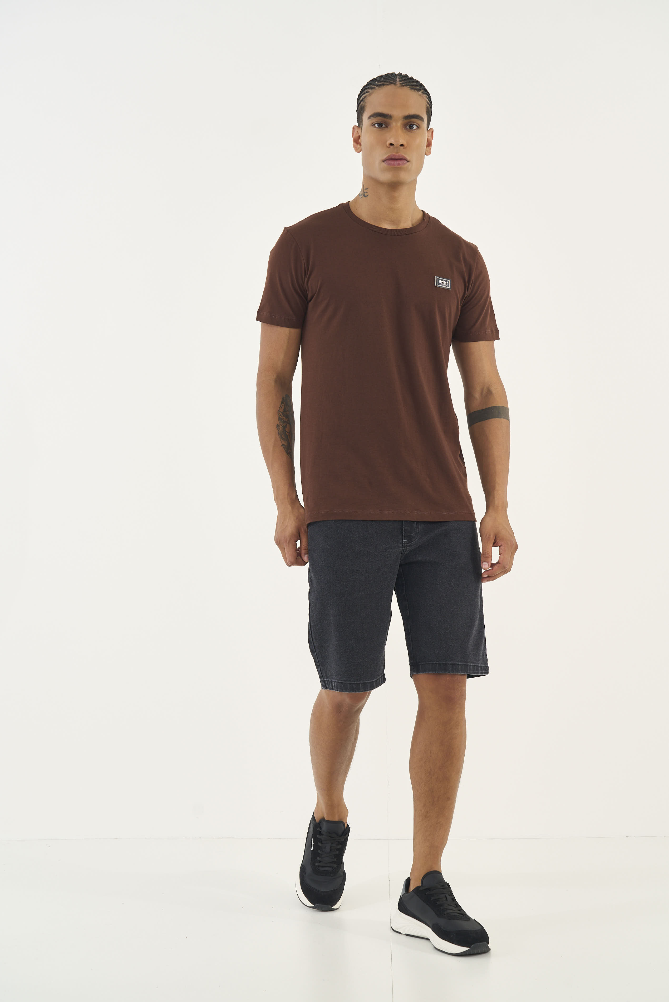 BERMUDA JEANS DAVI 42 IND.PRETO