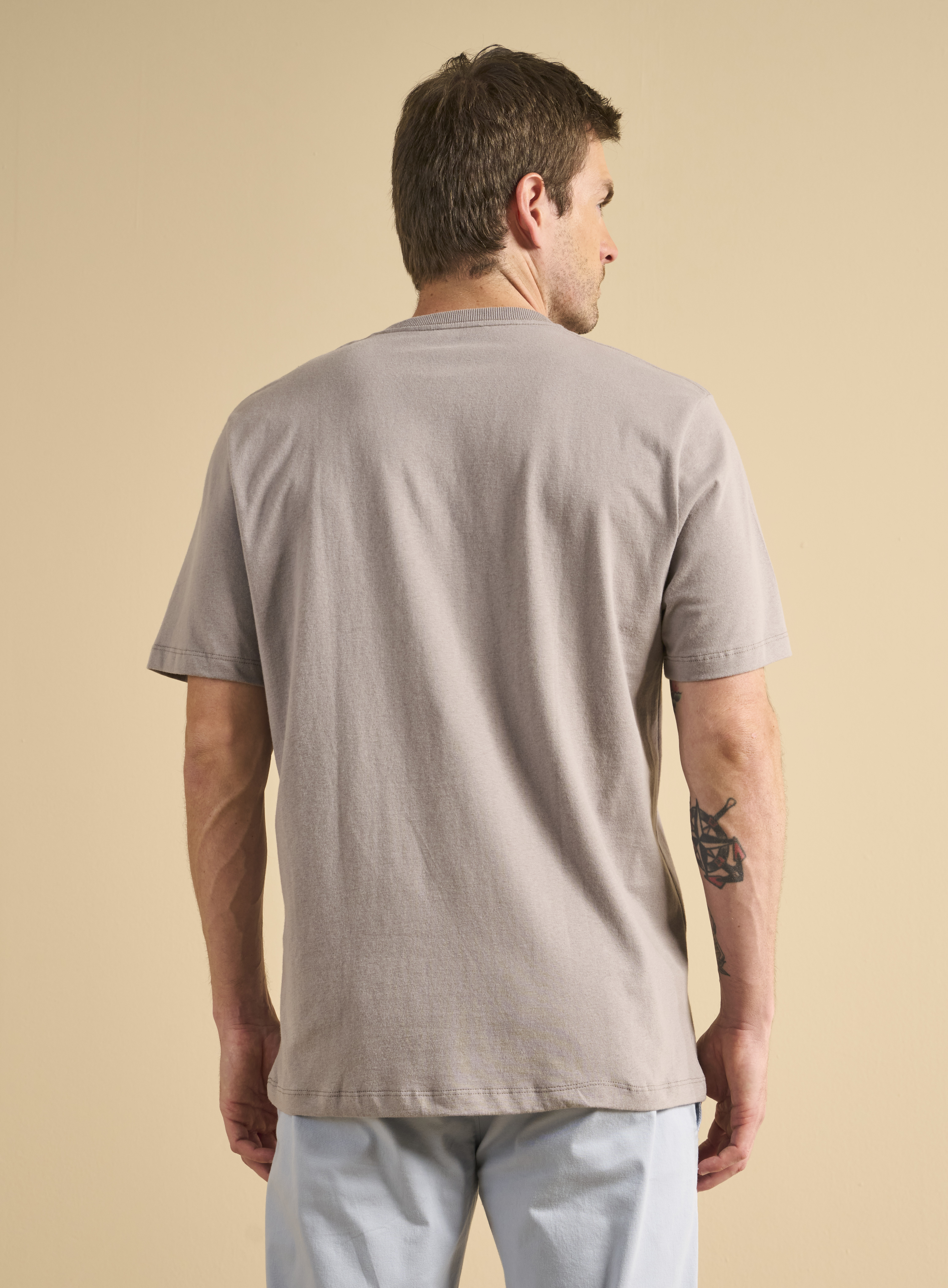 CAMISETA FORUM GG CINZA NIQUEL