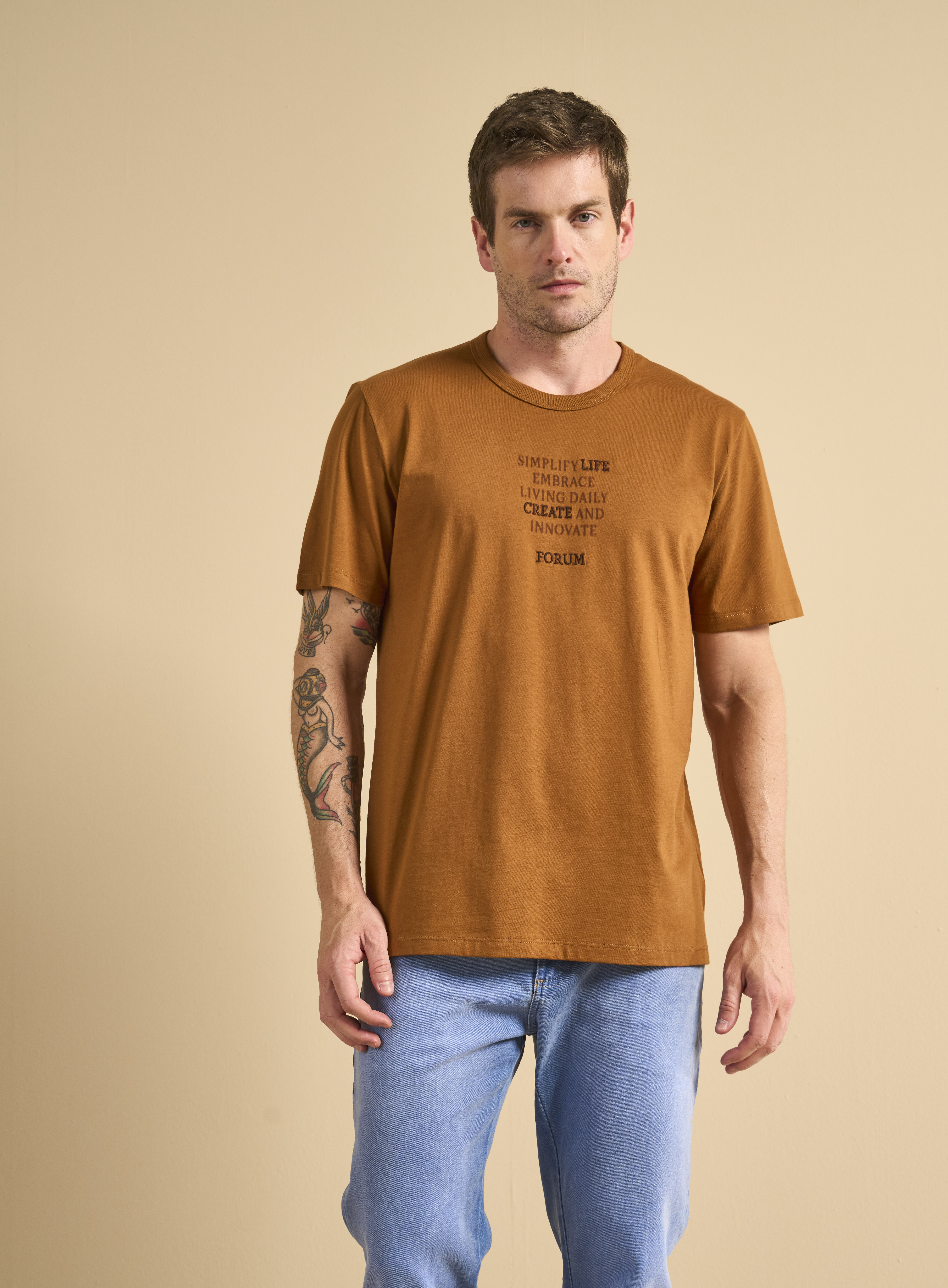 CAMISETA FORUM GG MARROM DORNE