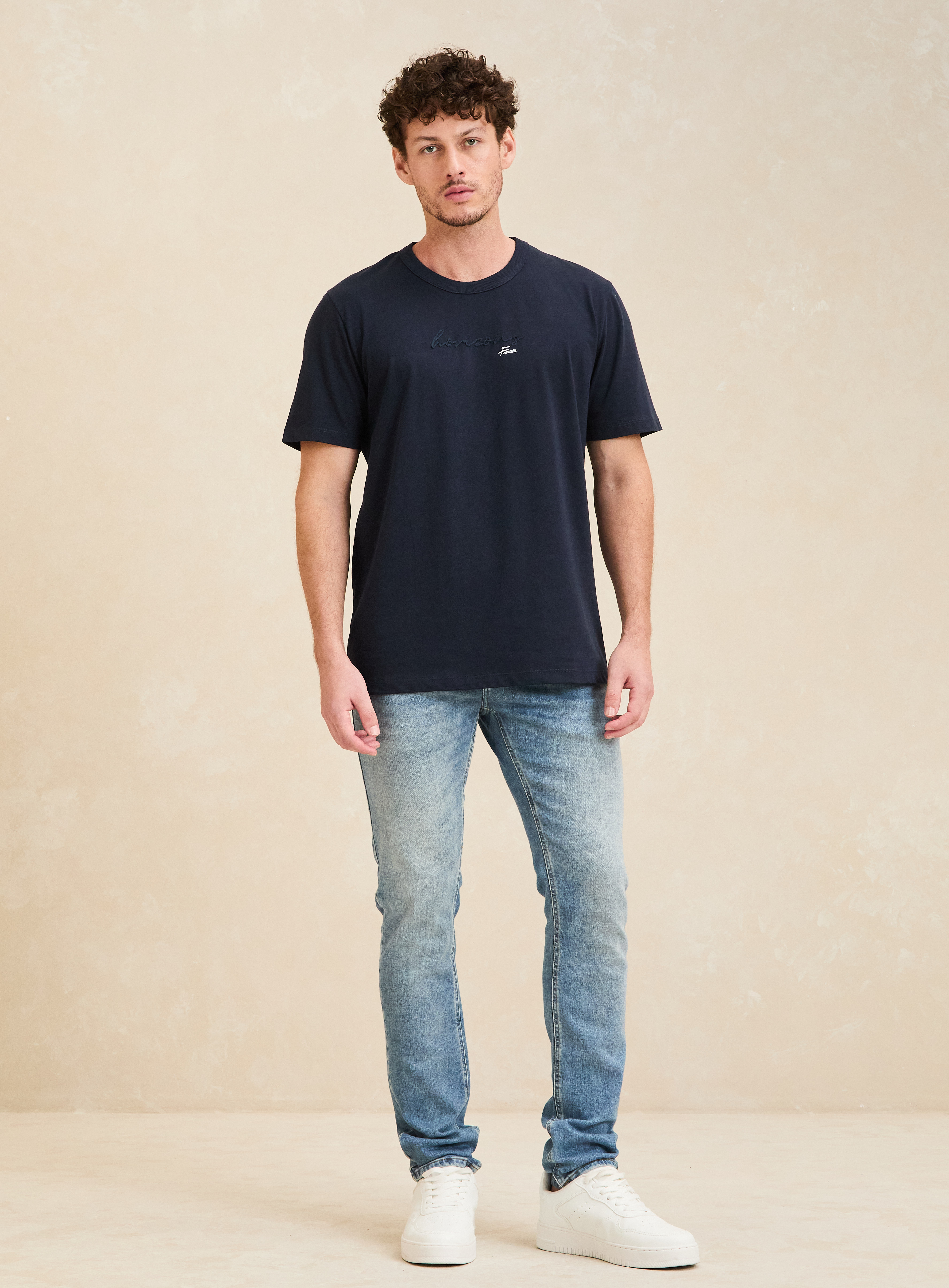 CAMISETA ESTAMPADA E BORDADA G AZUL ALYA