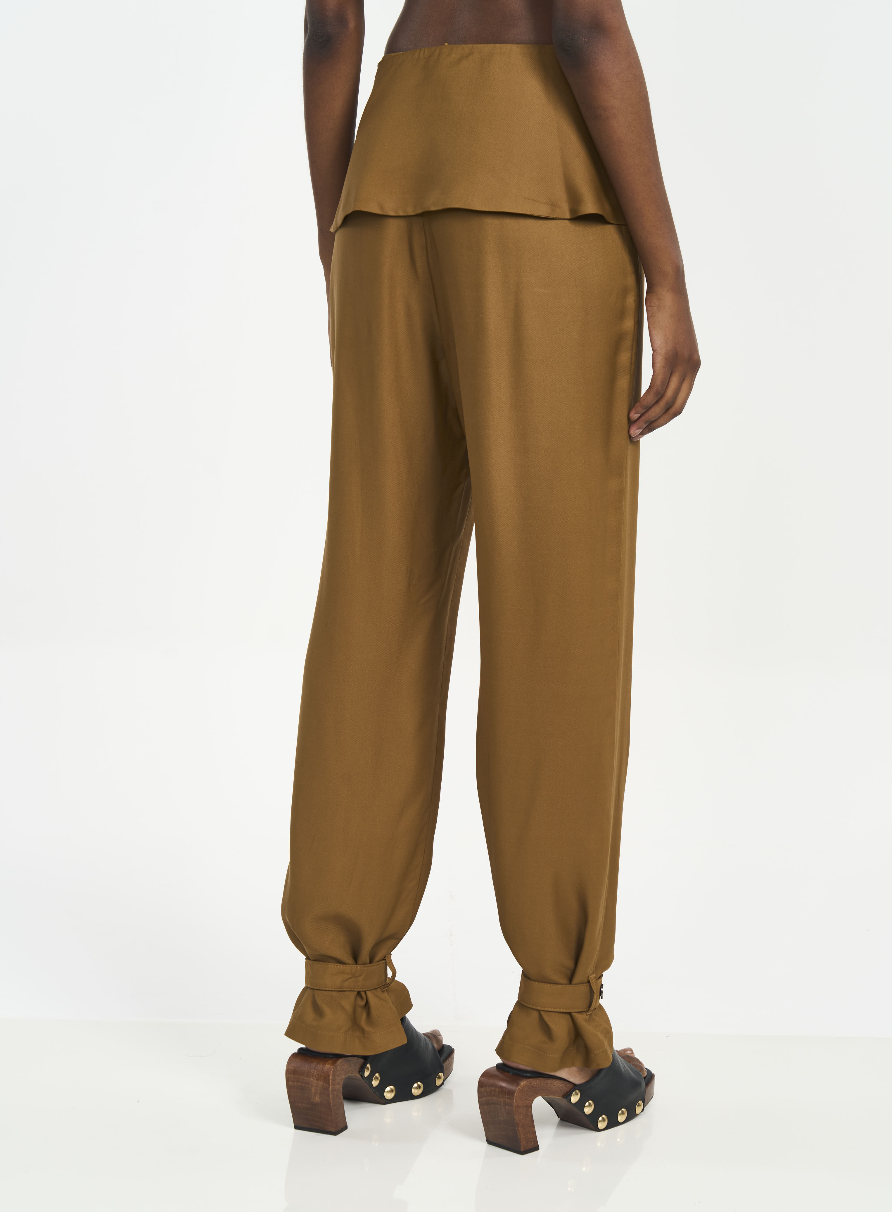 CALÇA COLCCI M MARROM CUMARU
