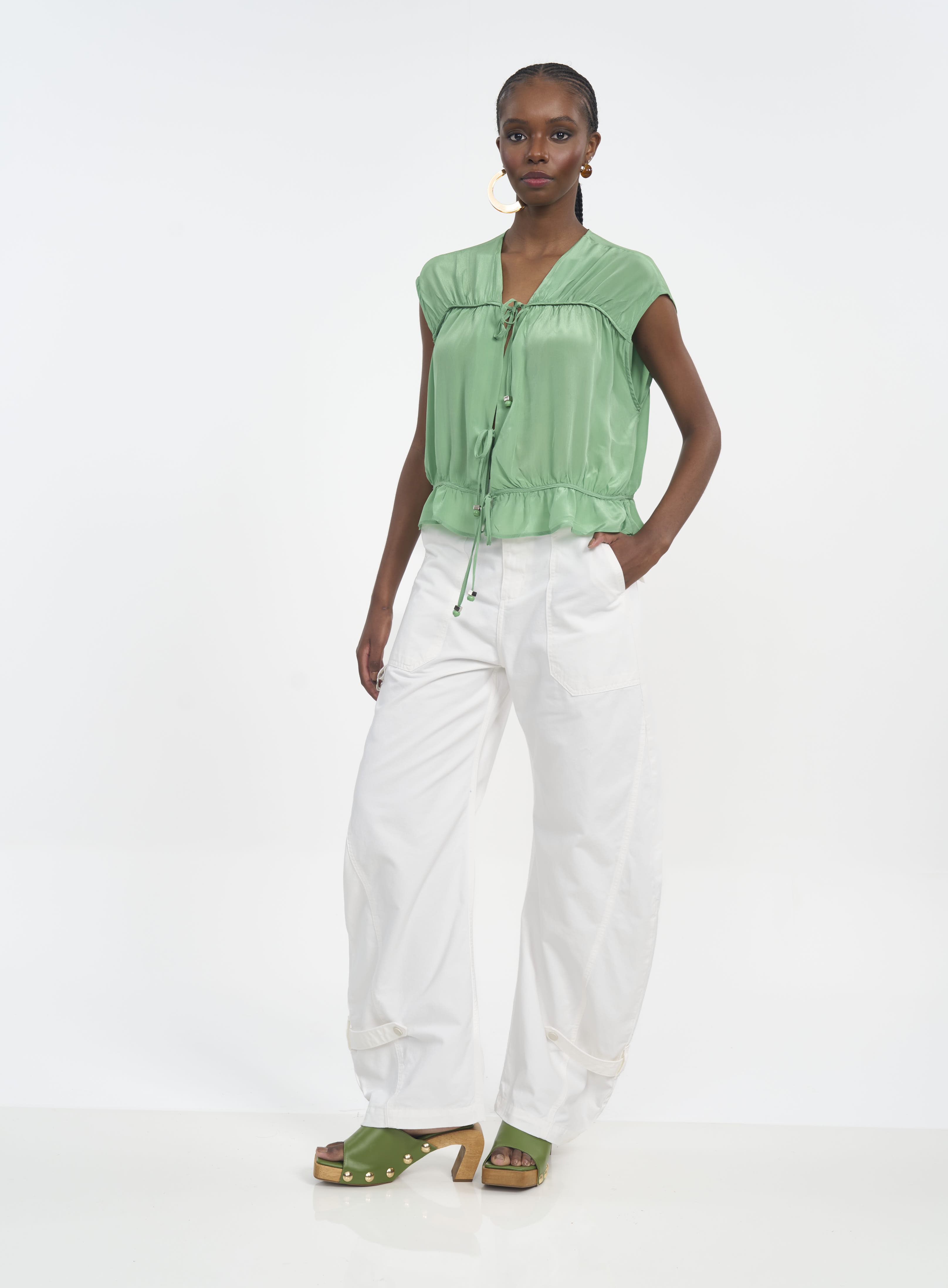 CALÇA SARJA LEONI LOW 34 OFF SHELL
