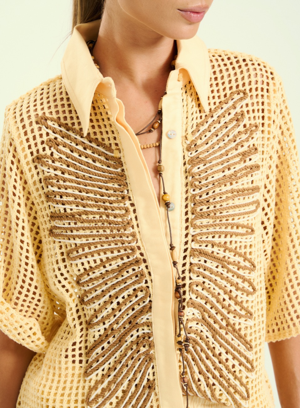 CAMISA DETALHE LINHO BORDADA M AMARELO SUNSHIN