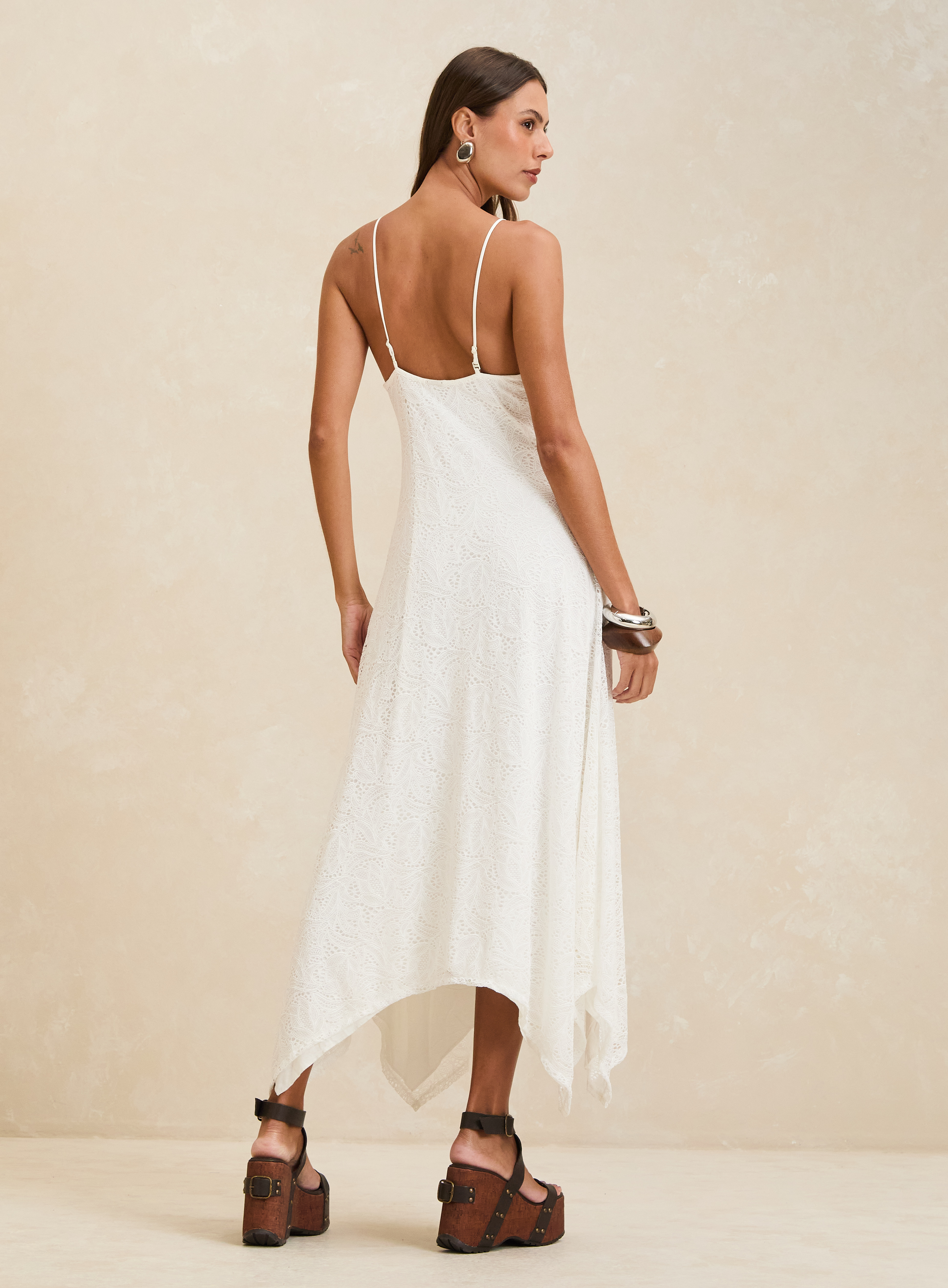 VESTIDO RENDA P OFF SHELL