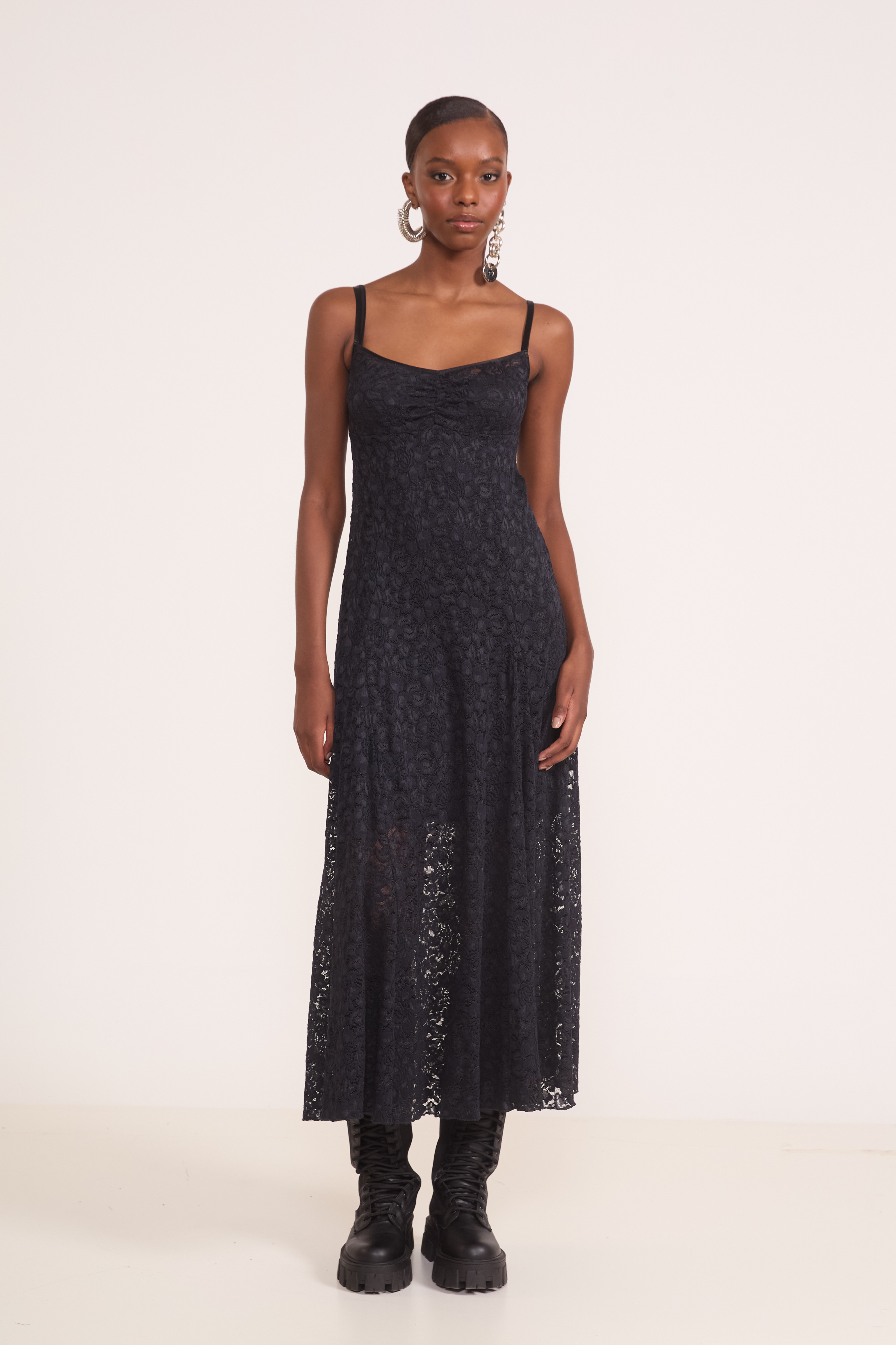 VESTIDO RENDA G PRETO