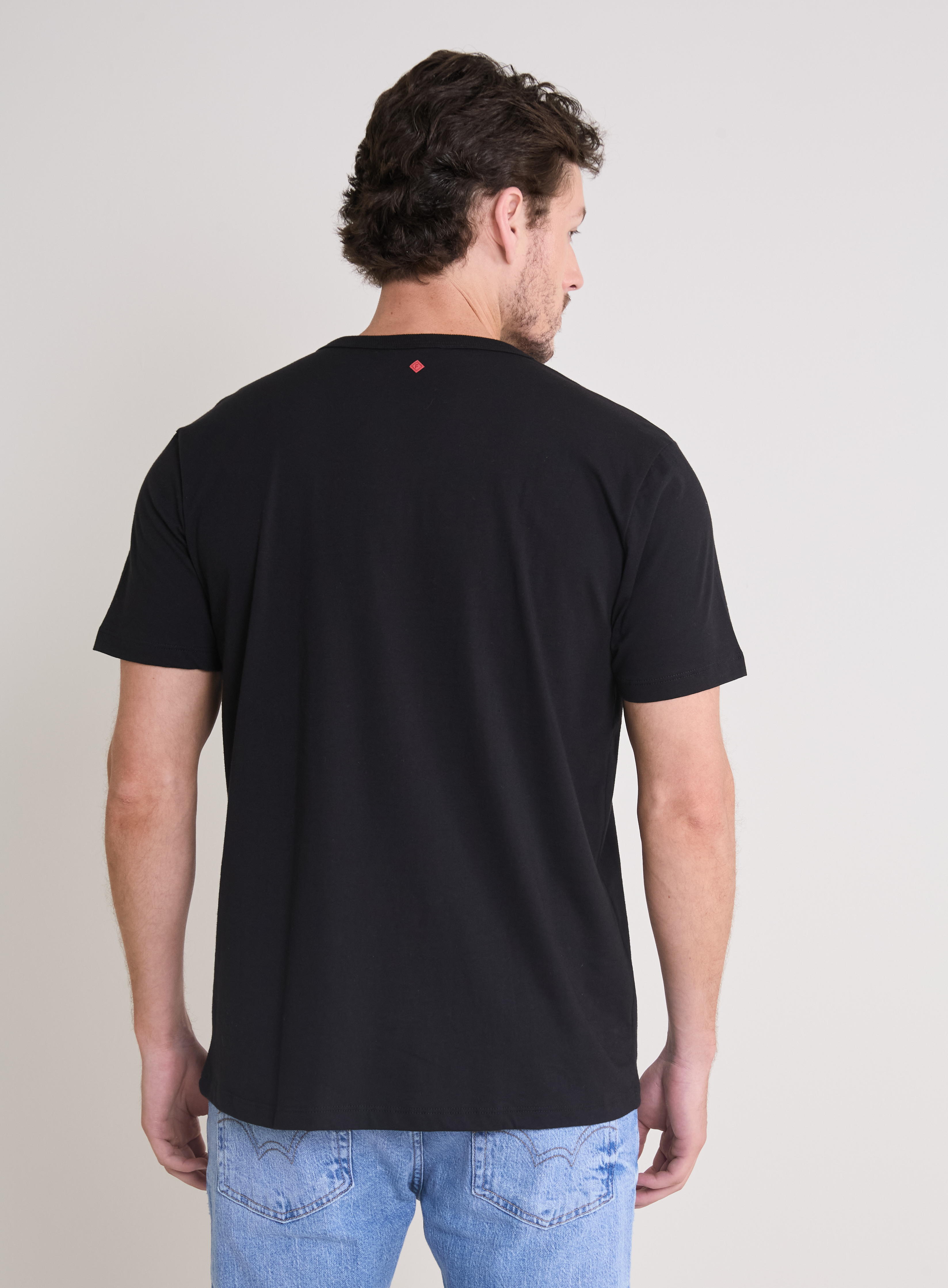 CAMISETA FORUM M PRETO