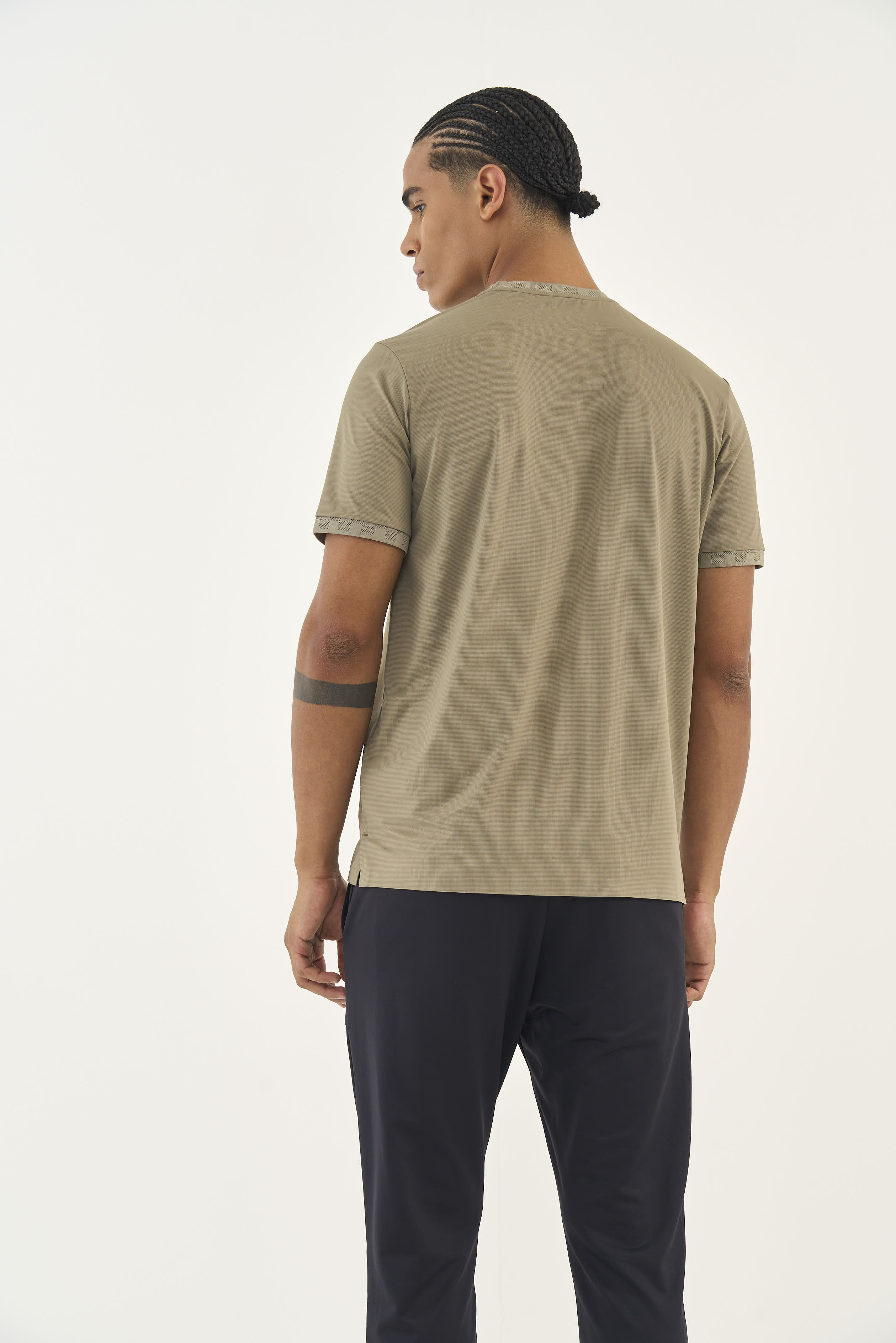 CAMISETA COLCCI GG BEGE SAND CASTL