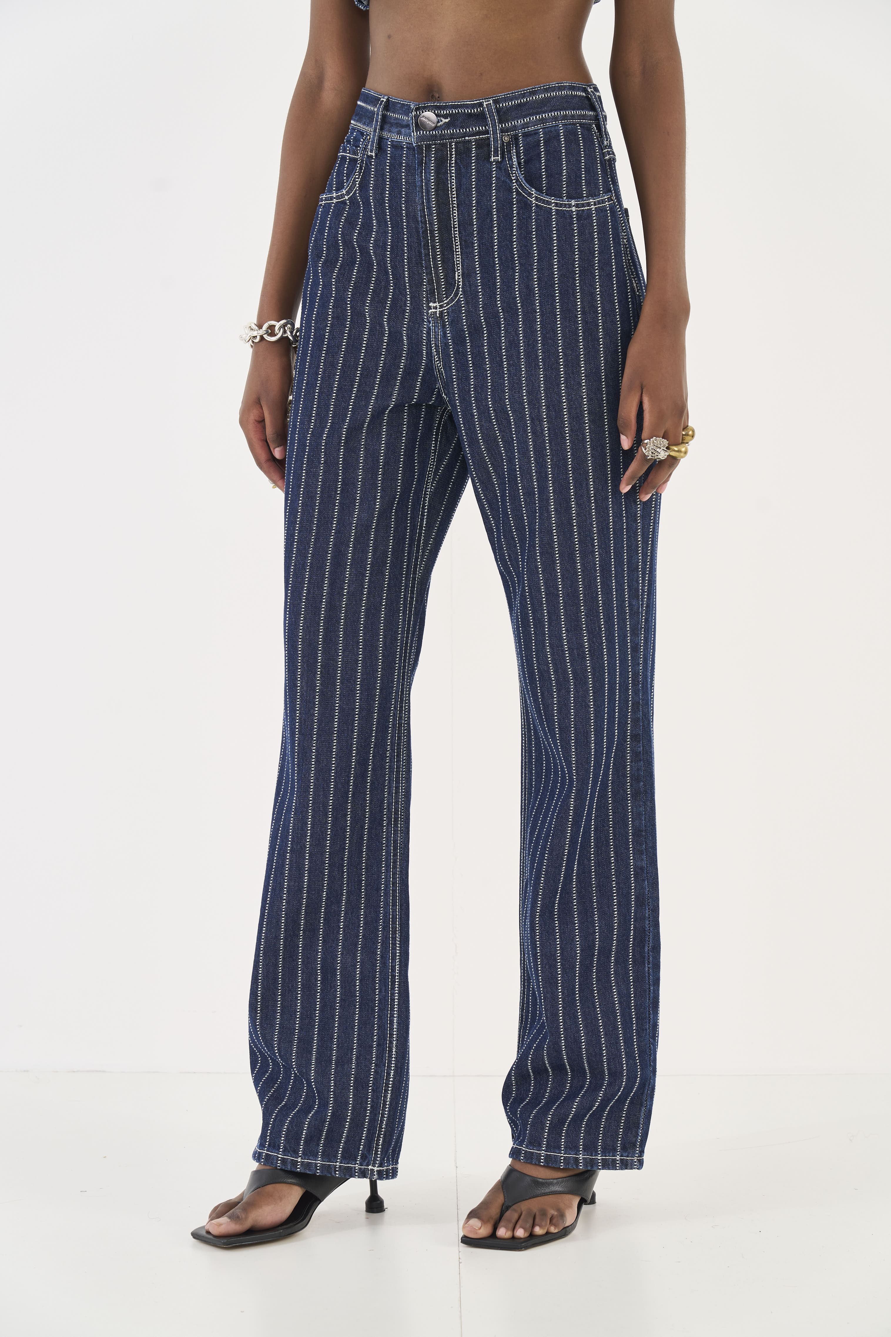 CALÇA JEANS LISTRADA LEONI LOW 42 AZUL/OFF
