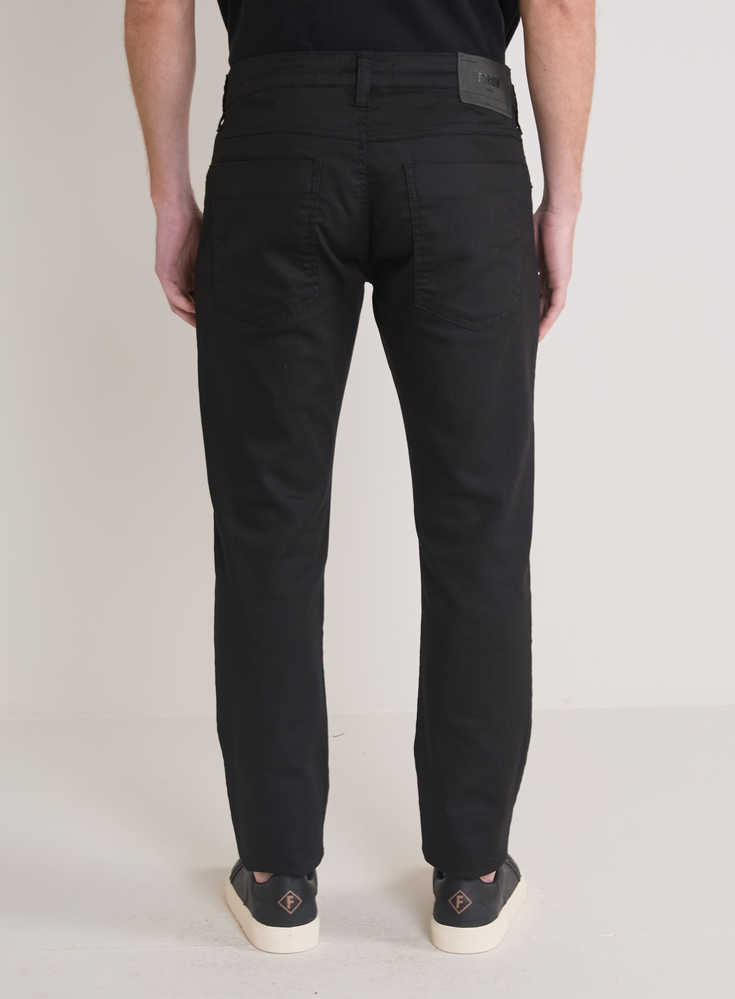 CALÇA SARJA IGOR SKINNY 42 PRETO