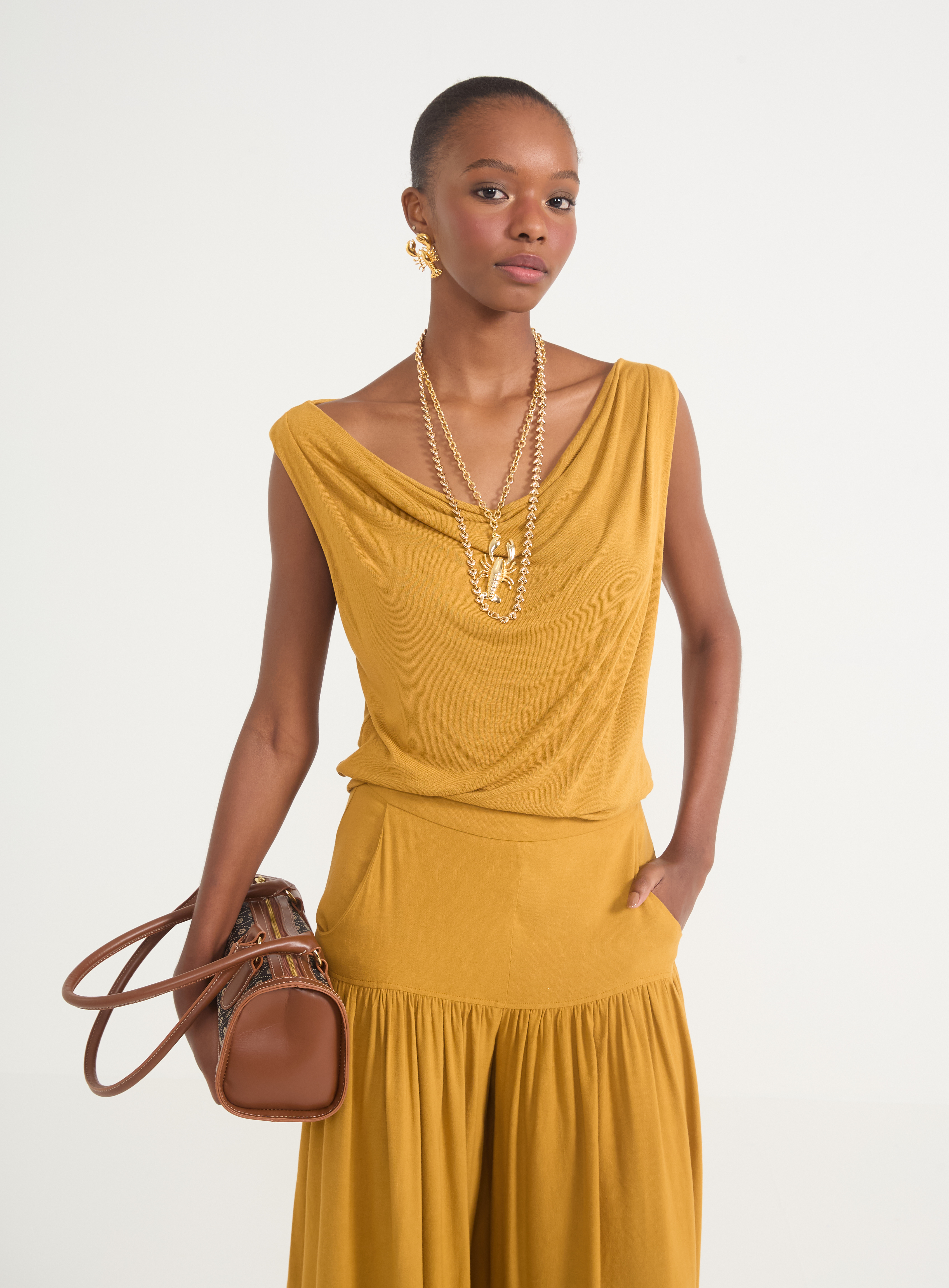 BLUSA COLCCI G AMARELO OLD GOLD