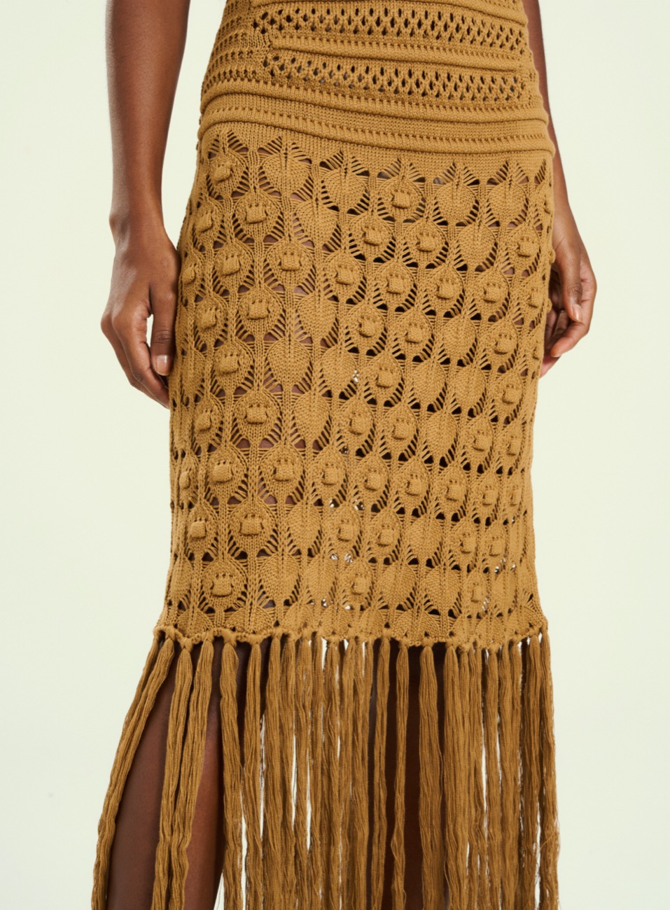 VESTIDO TRICÔ G BEGE GOLDEN WHE