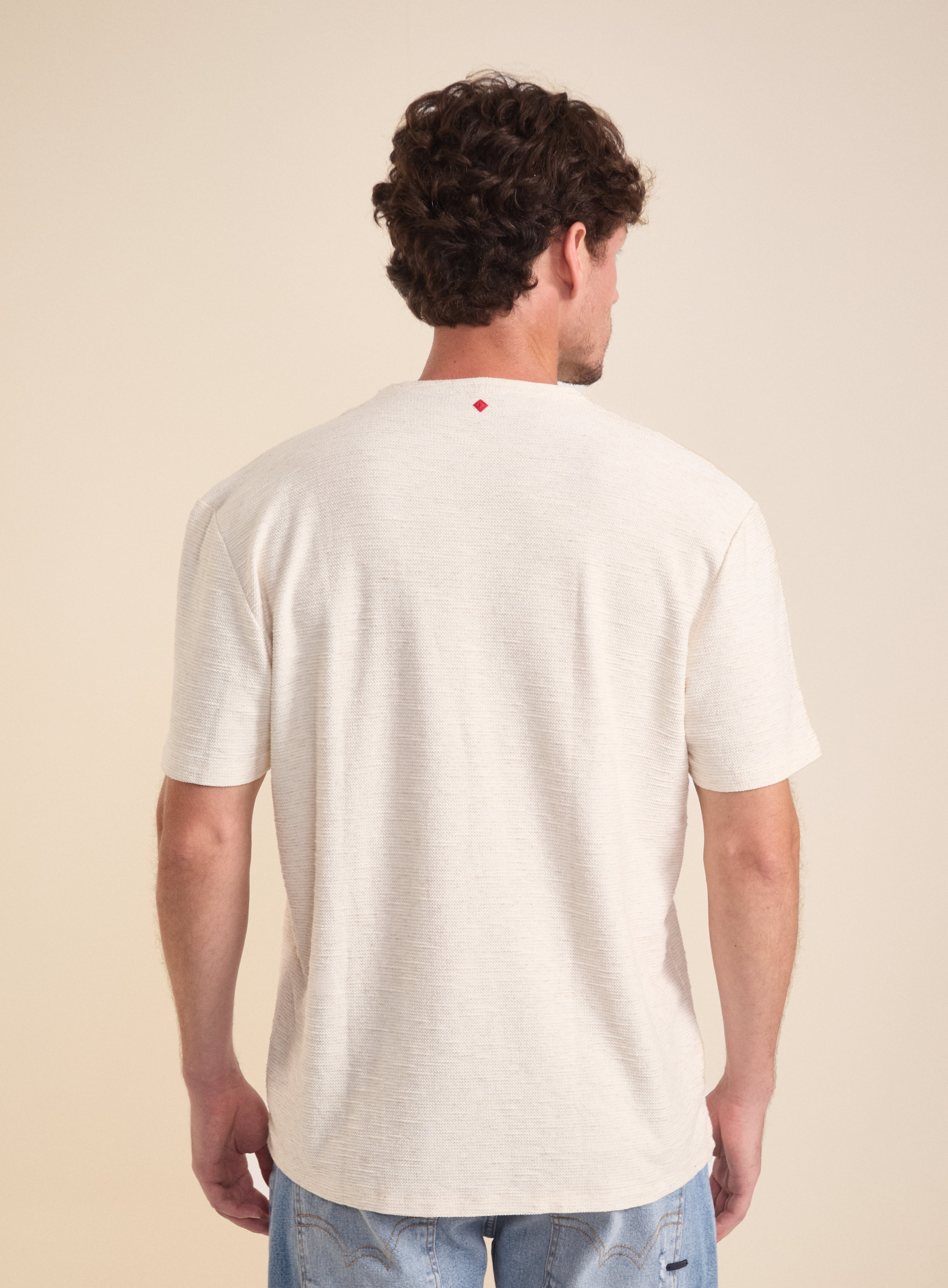 CAMISETA LINHO G OFF/MARROM