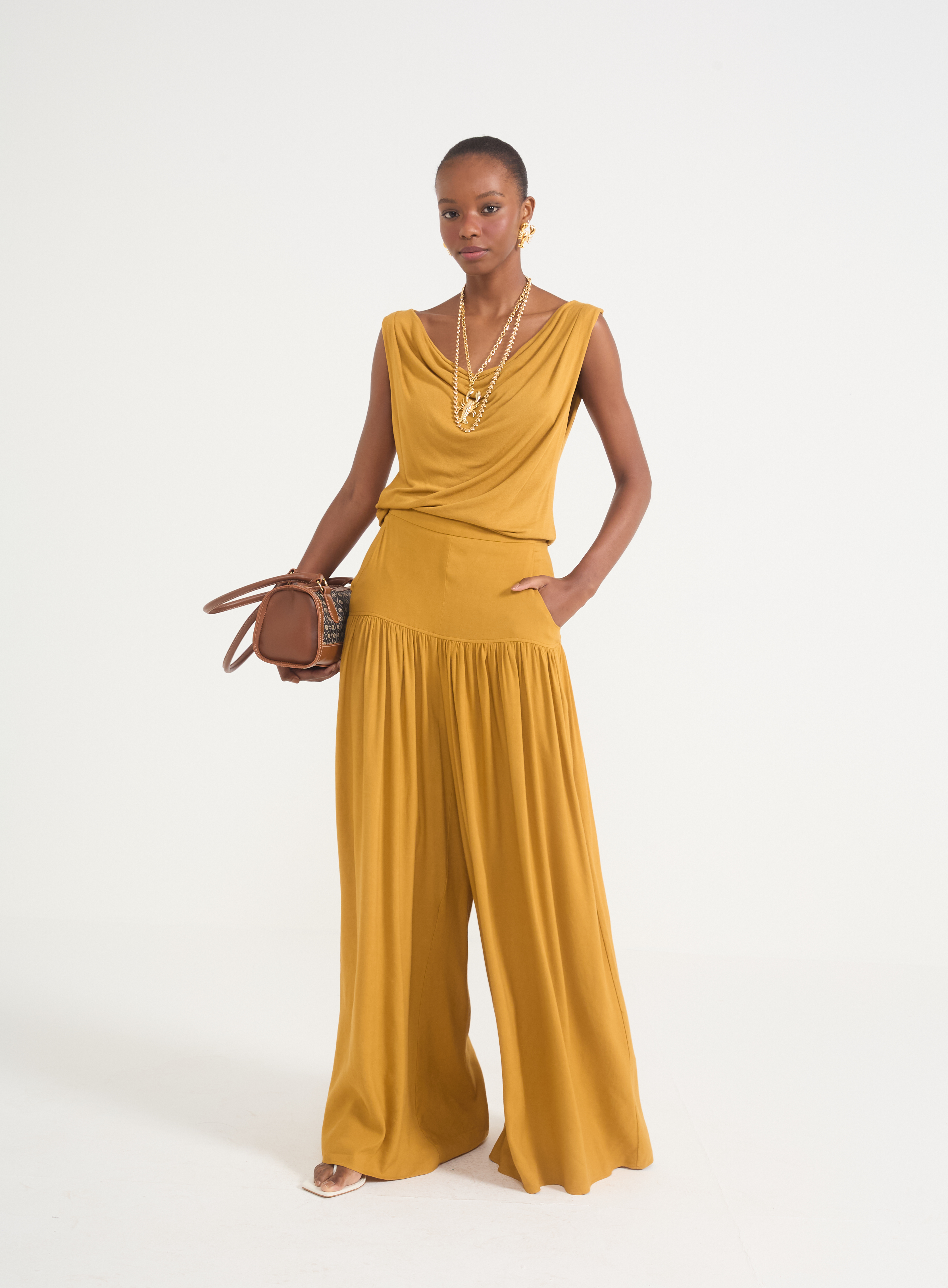 BLUSA COLCCI G AMARELO OLD GOLD