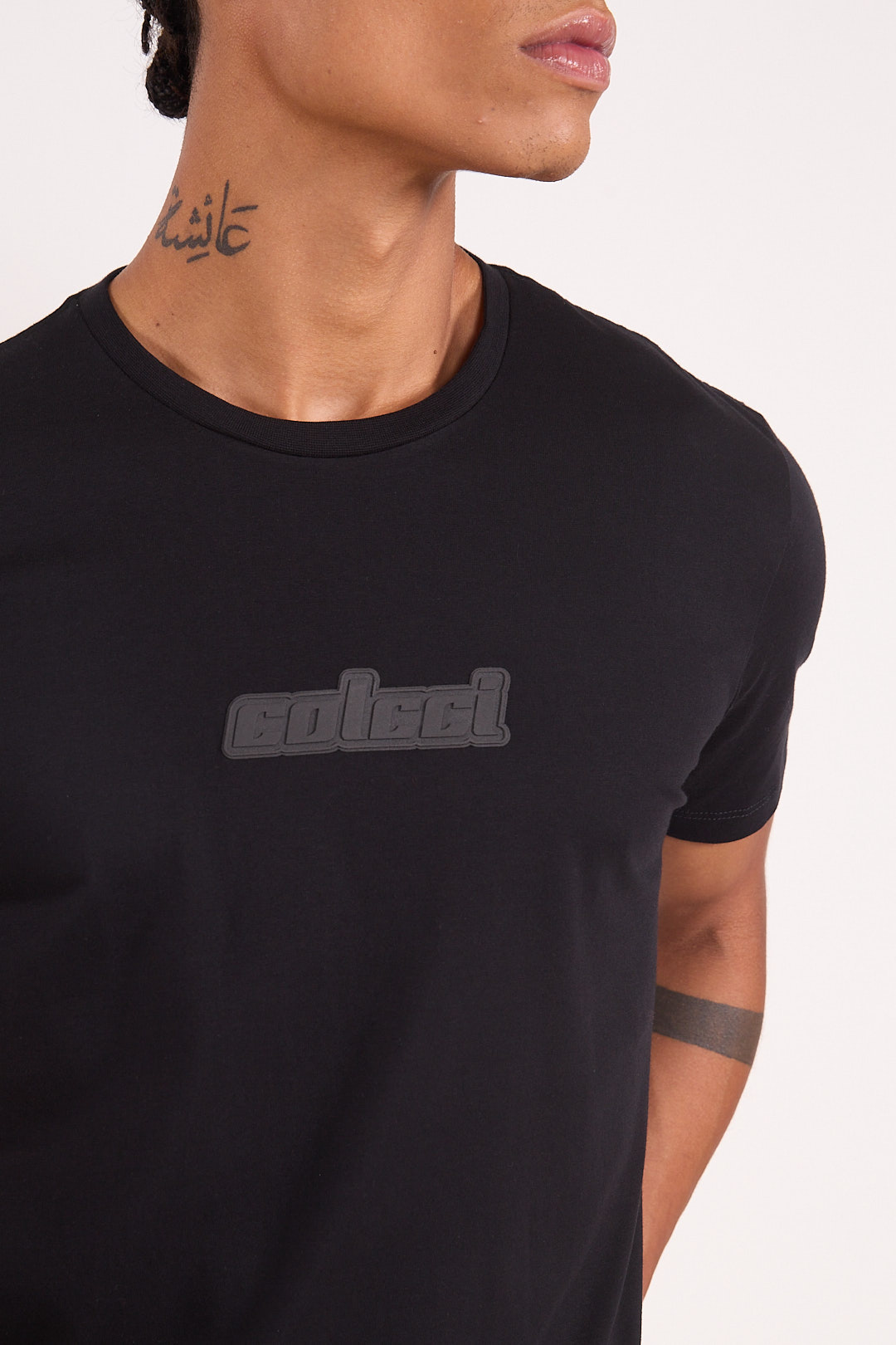CAMISETA COLCCI G PRETO