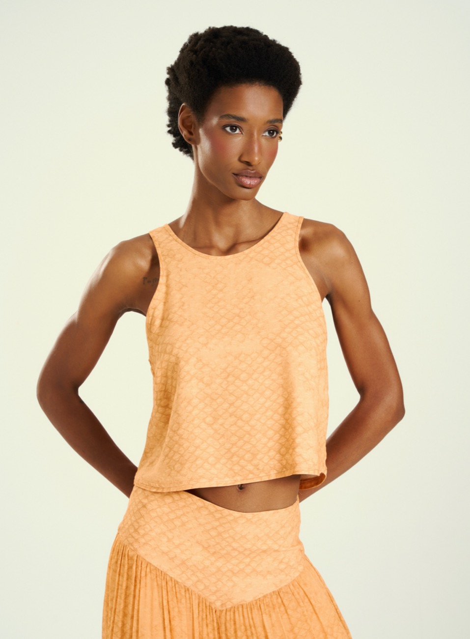 REGATA ESTAMPADA GG SAND SCALES