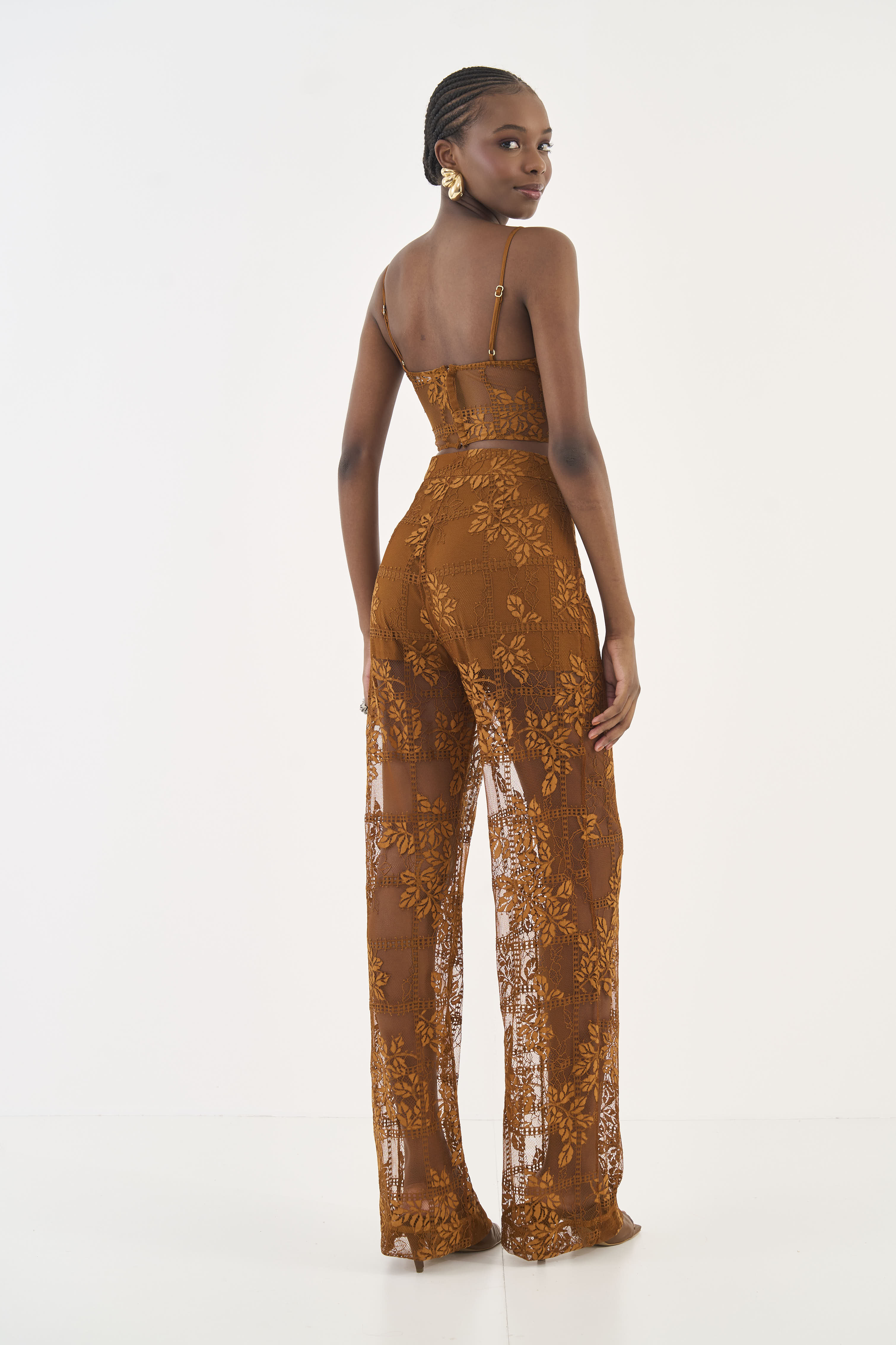 CALÇA RENDA M MARROM DROME